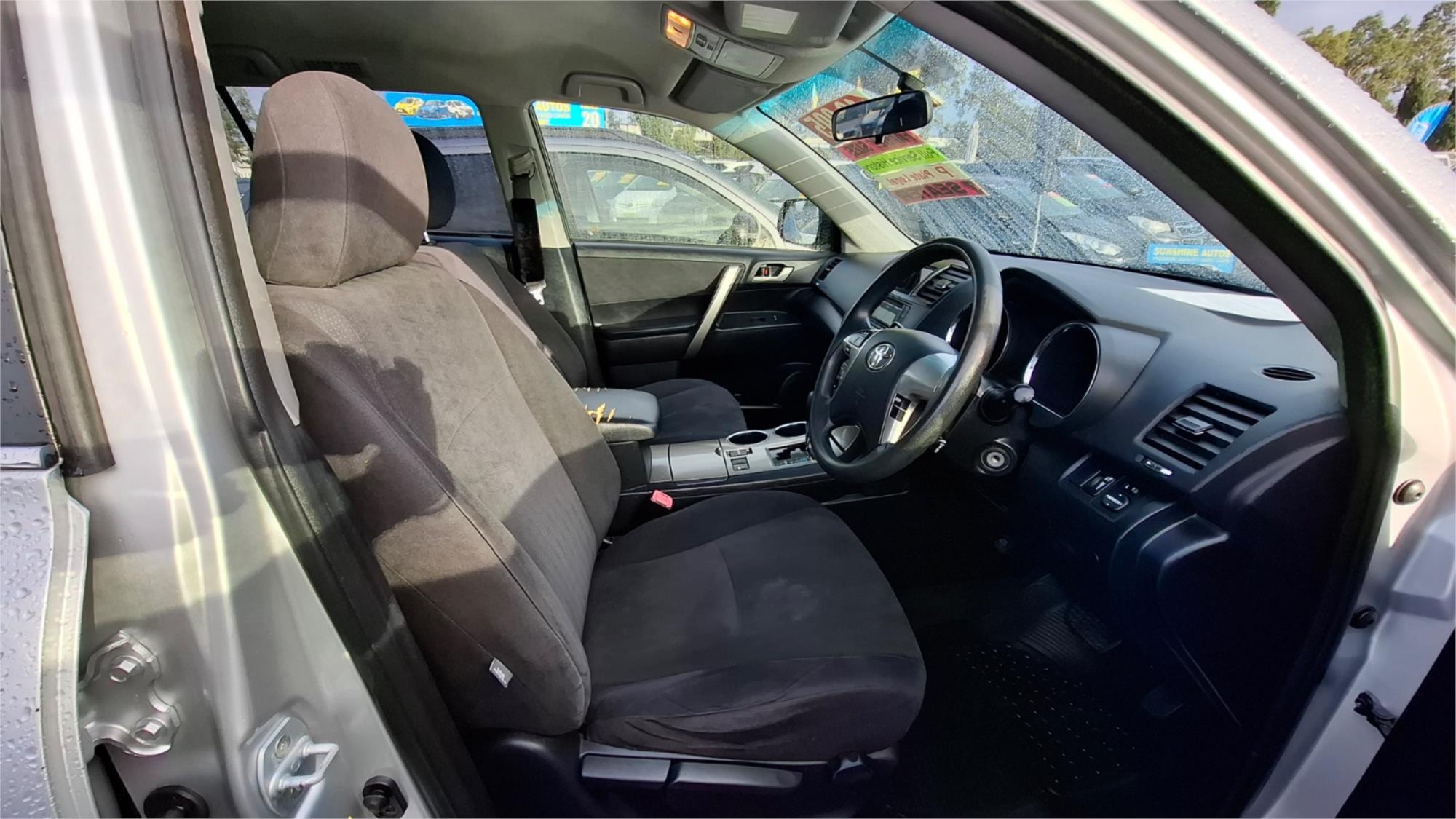 2012 TOYOTA KLUGER GSU45R MY11 UPGRADE KX-R (4x4) 5 SEAT 5 SP AUTOMATIC 4D WAGON