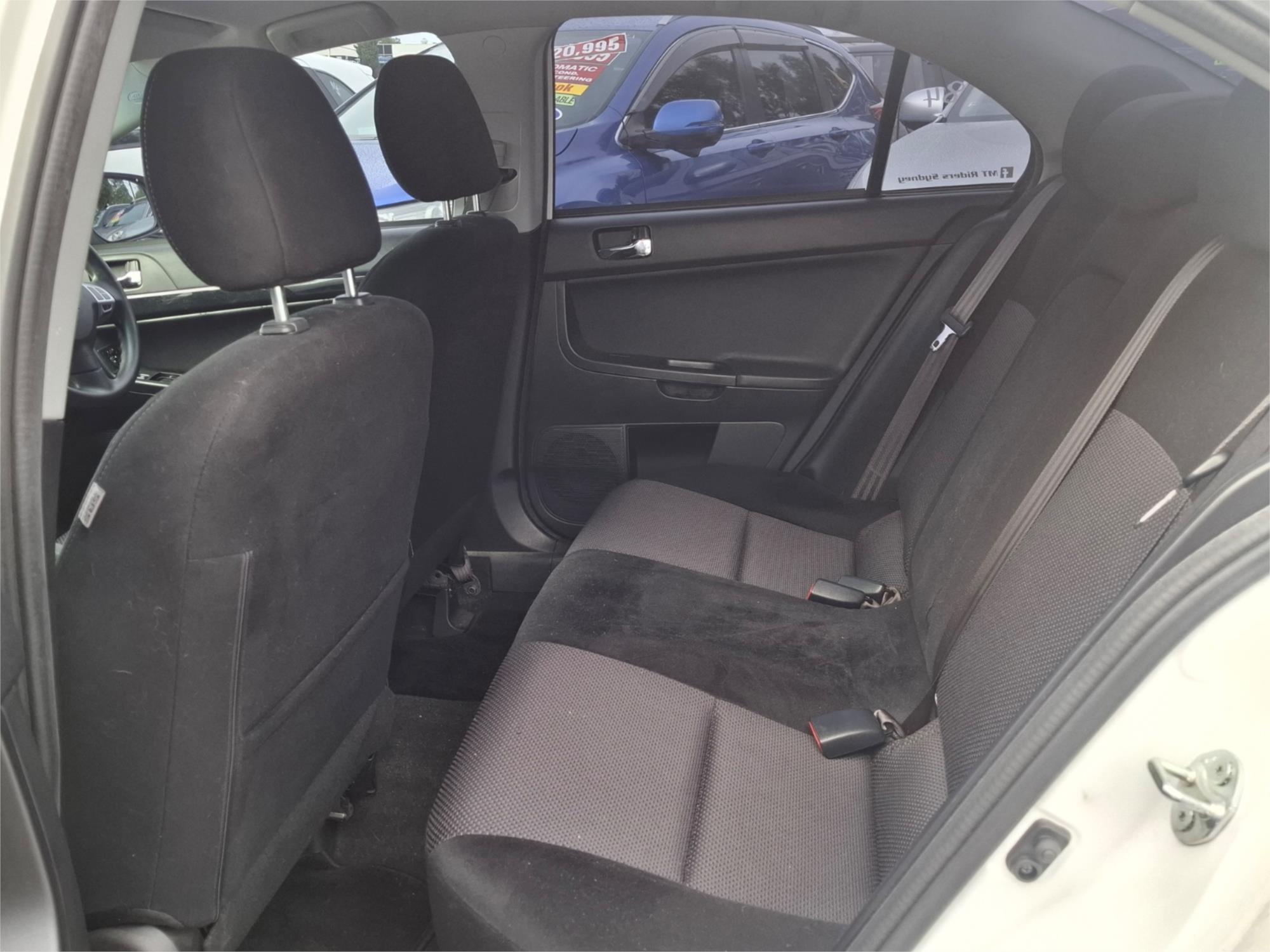 2017 MITSUBISHI LANCER CF MY17 ES SPORT 5 SP MANUAL 4D SEDAN