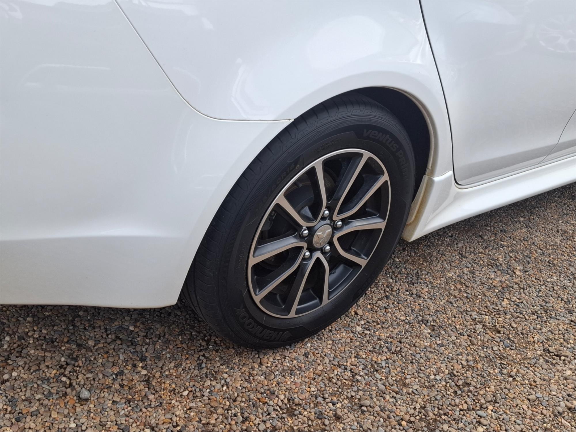2017 MITSUBISHI LANCER CF MY17 ES SPORT 5 SP MANUAL 4D SEDAN