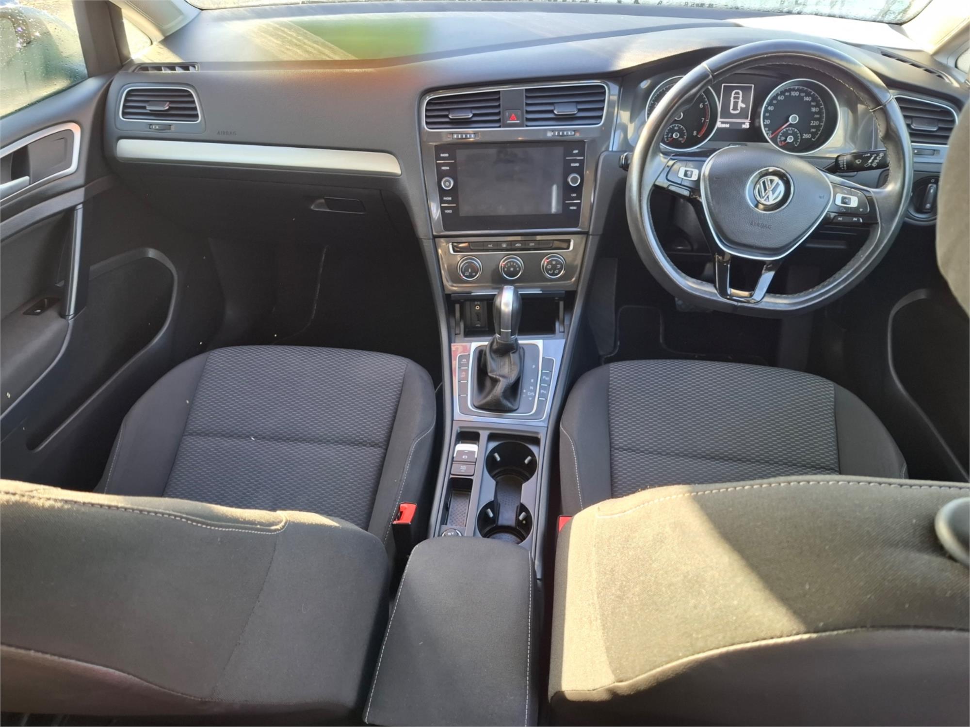 2018 VOLKSWAGEN GOLF AU MY18 110 TSI TRENDLINE 6 SP MANUAL 5D HATCHBACK
