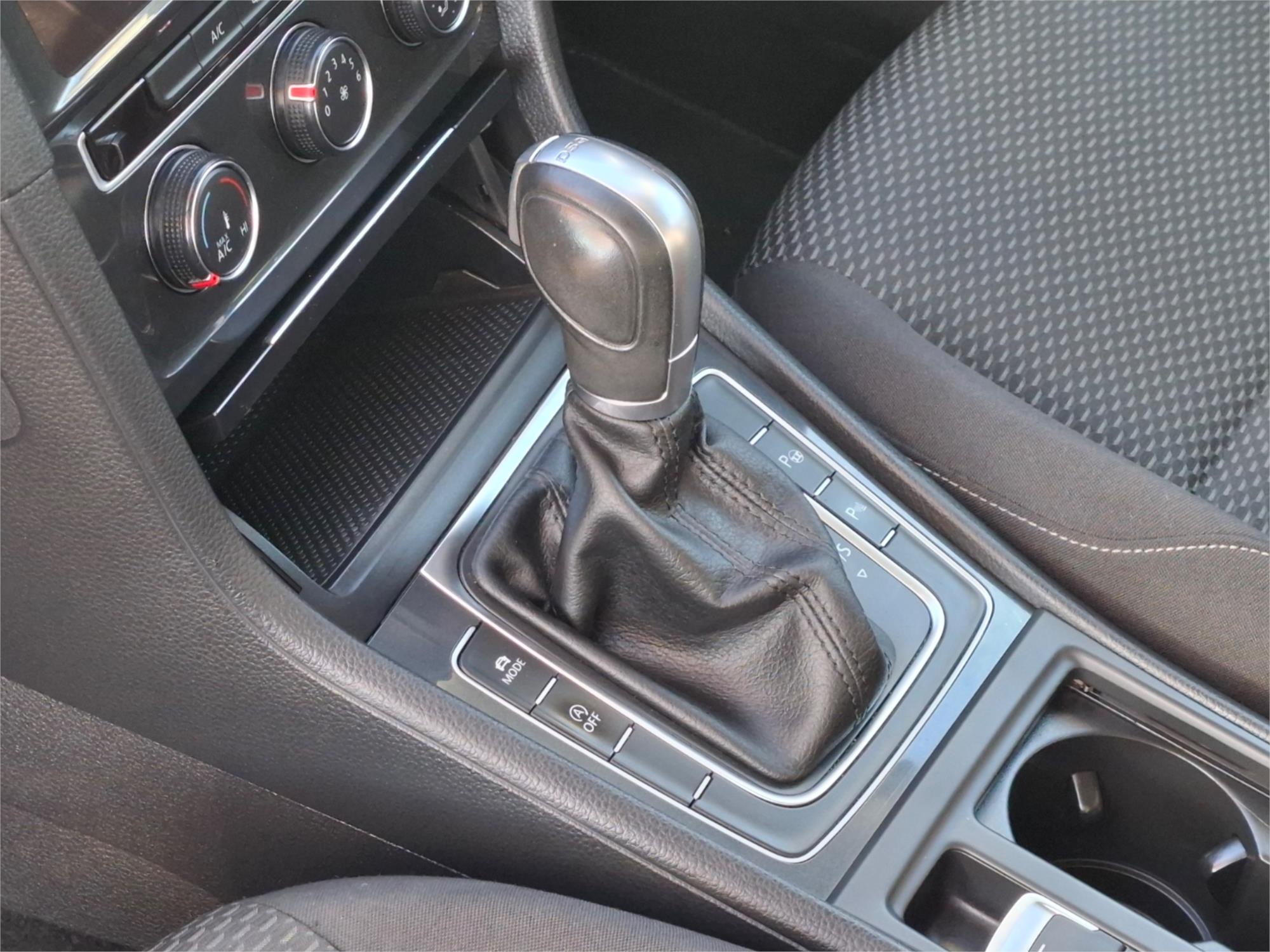 2018 VOLKSWAGEN GOLF AU MY18 110 TSI TRENDLINE 6 SP MANUAL 5D HATCHBACK