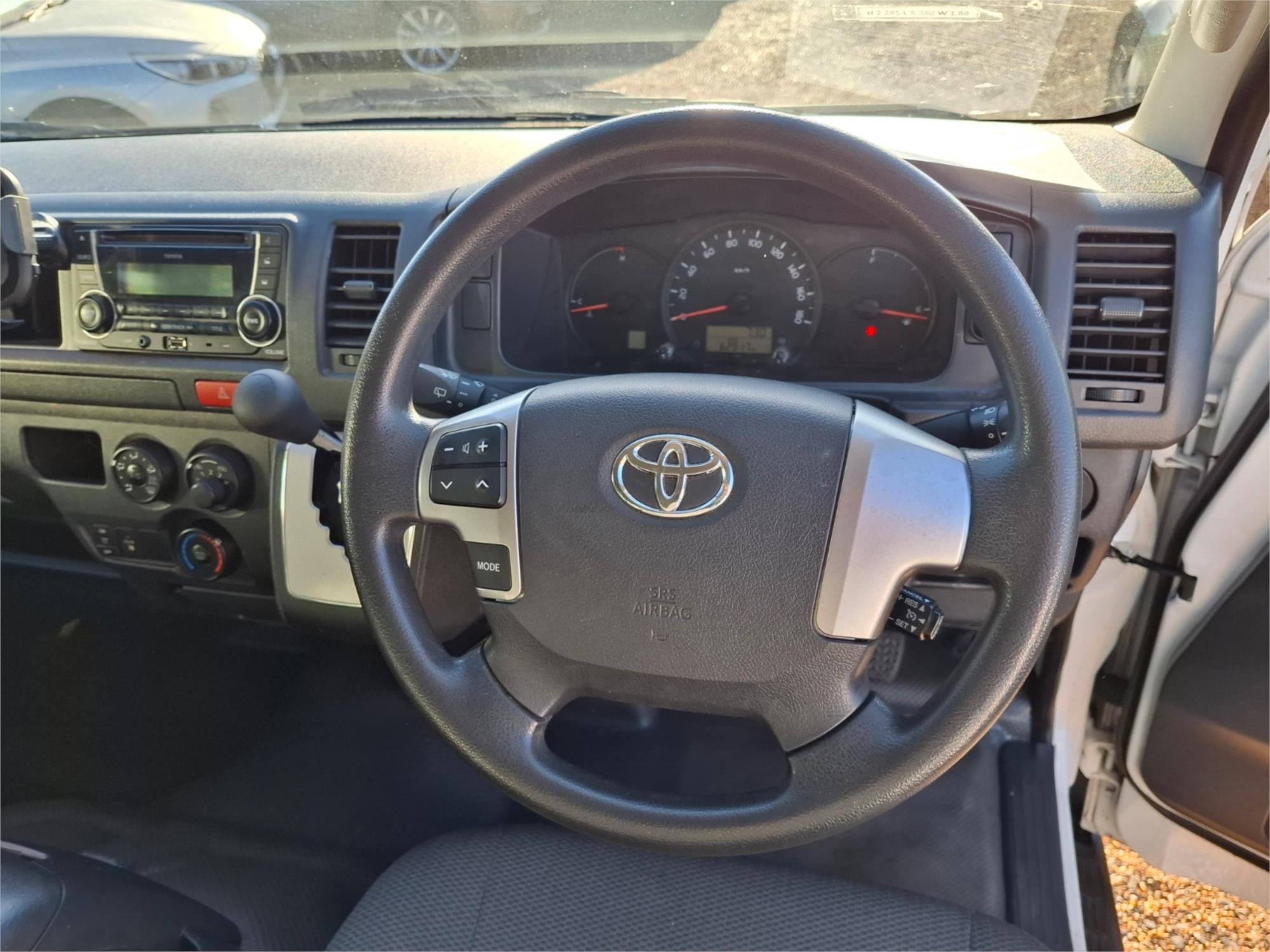 2015 TOYOTA HIACE TRH223R MY14 COMMUTER 4 SP AUTOMATIC BUS