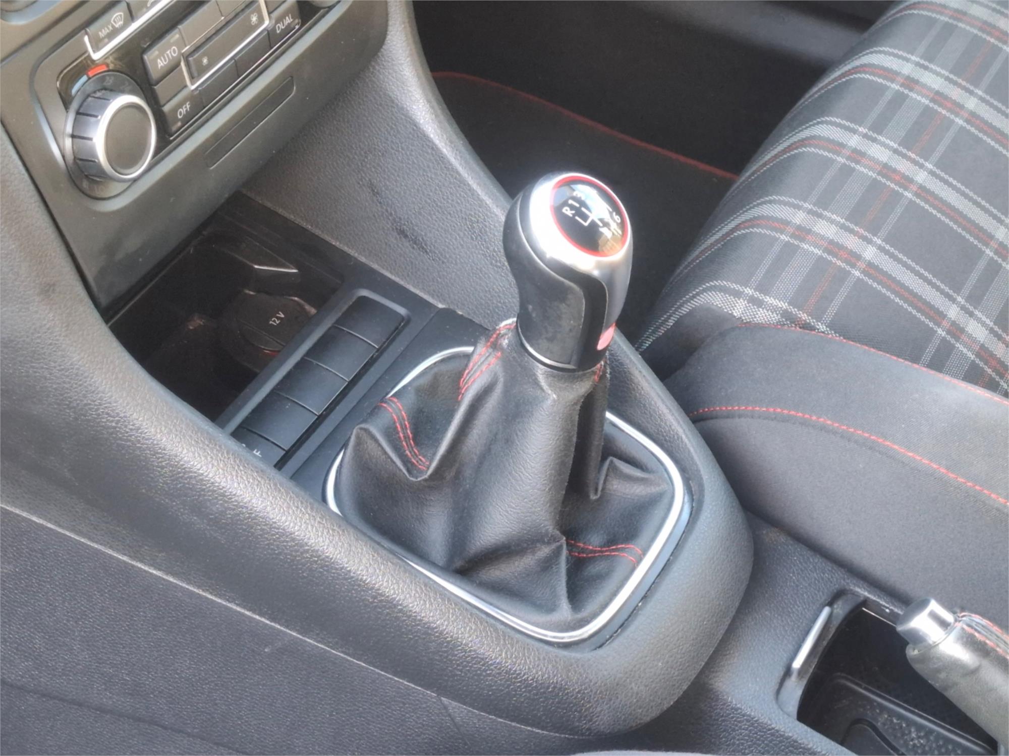 2010 VOLKSWAGEN GOLF 1K MY10 GTI 6 SP MANUAL 5D HATCHBACK