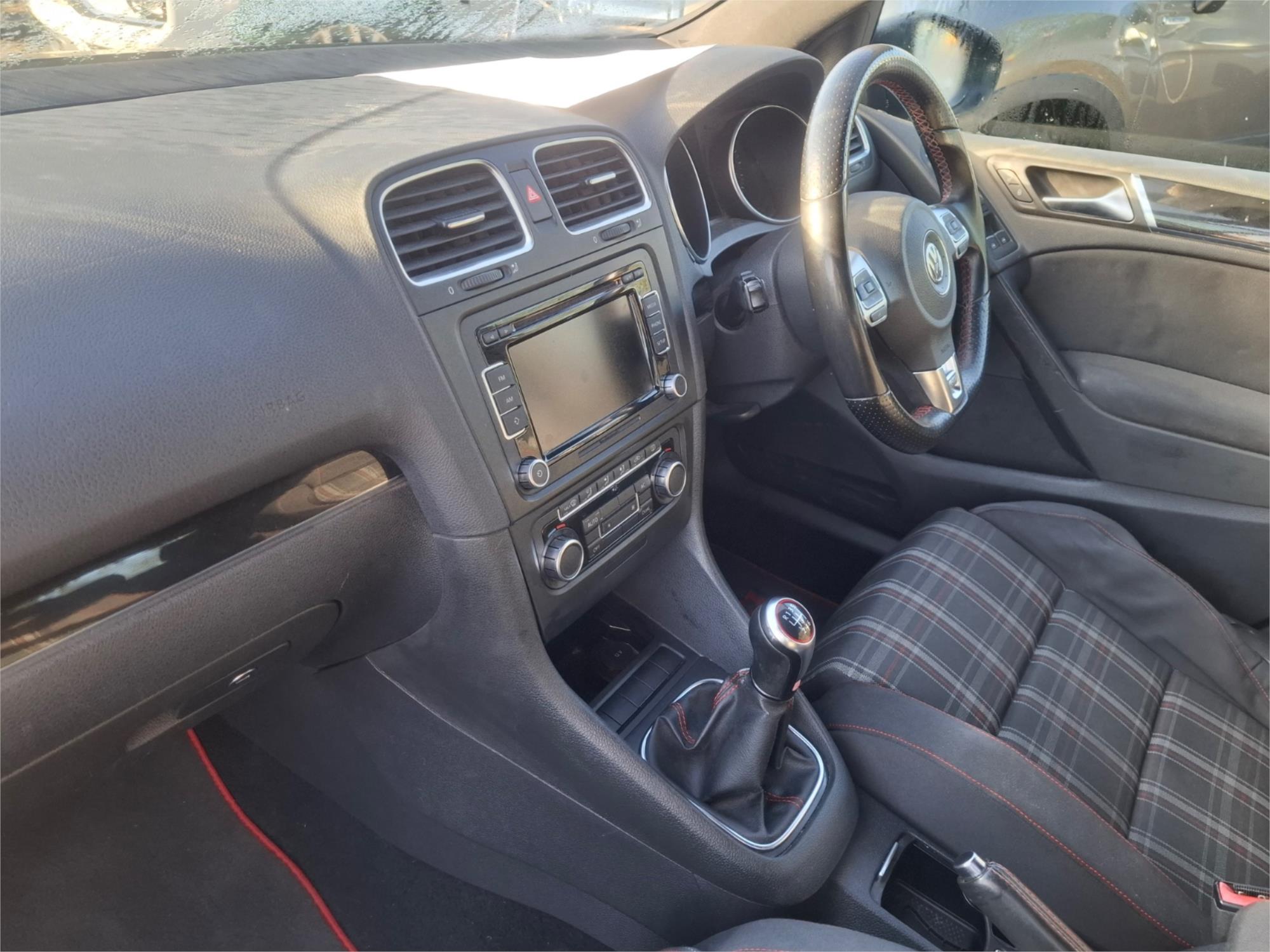 2010 VOLKSWAGEN GOLF 1K MY10 GTI 6 SP MANUAL 5D HATCHBACK