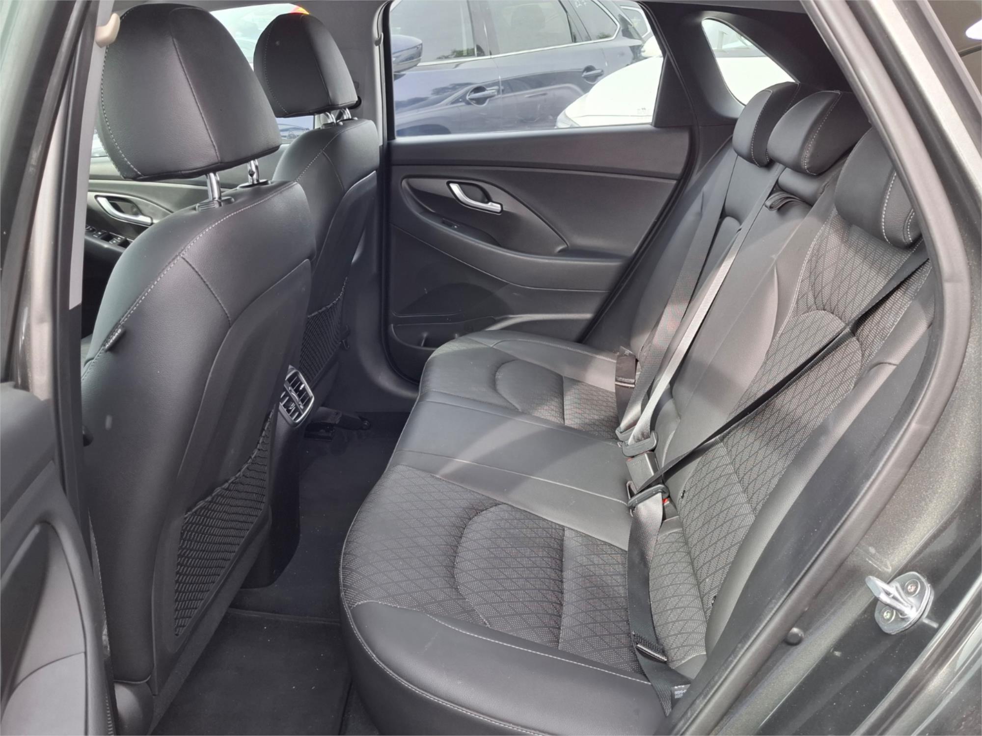 2020 HYUNDAI i30 PD2 MY20 PREMIUM 6 SP AUTOMATIC 4D HATCHBACK