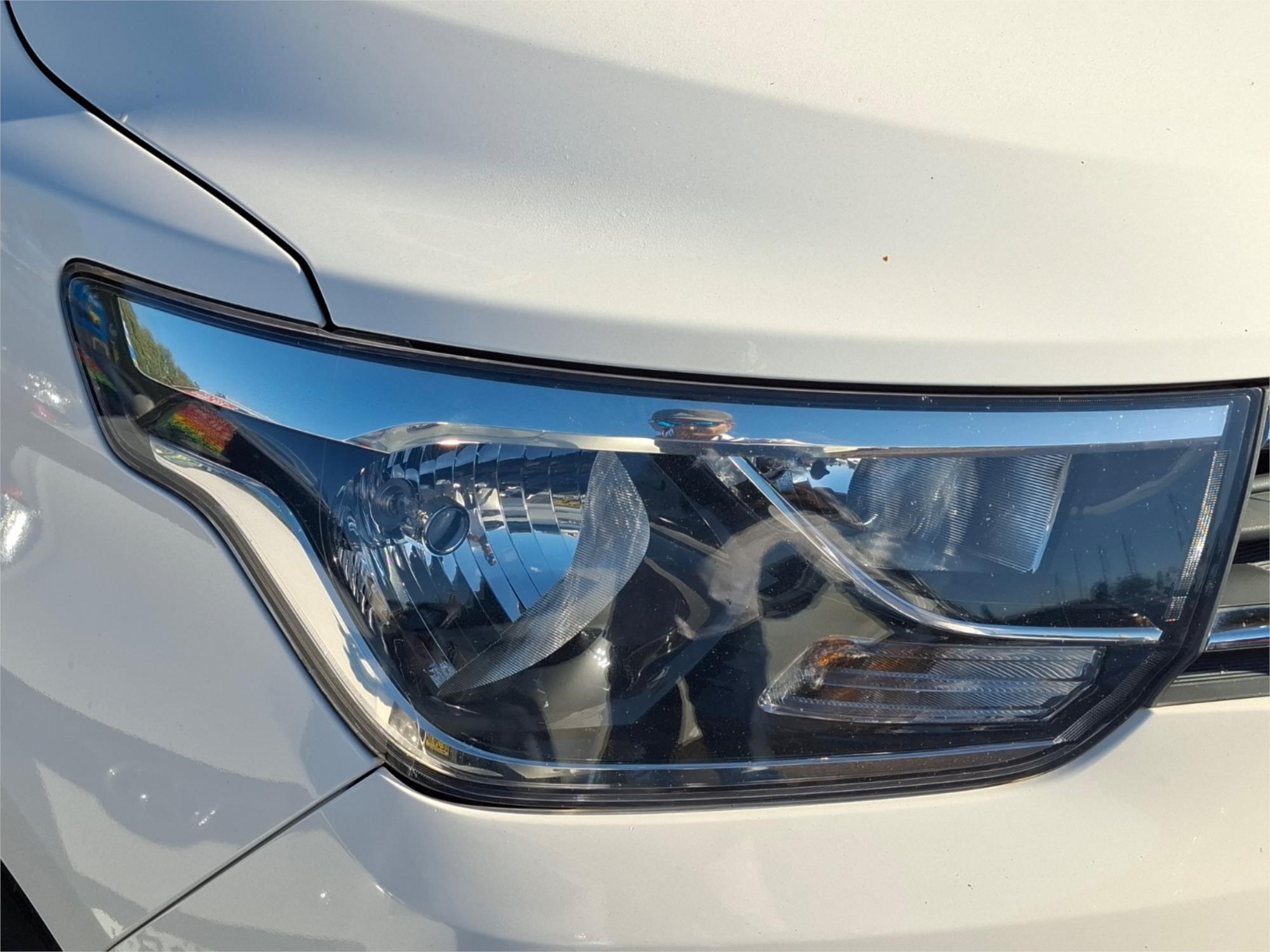 2019 HYUNDAI iLOAD TQ4 MY19 3S LIFTBACK 5 SP AUTOMATIC 4D VAN