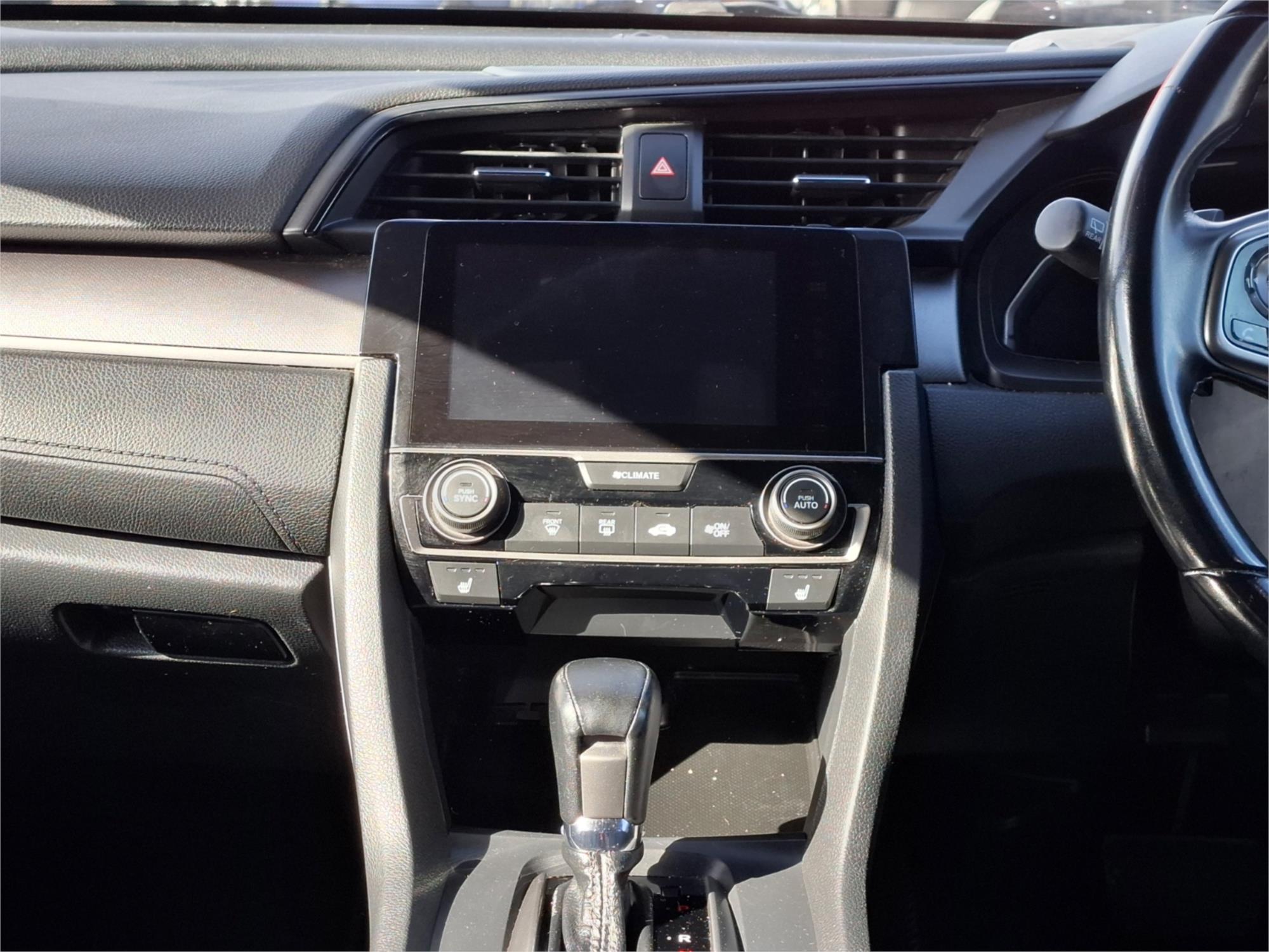 2019 HONDA CIVIC MY18 VTi-LX CONTINUOUS VARIABLE 5D HATCHBACK