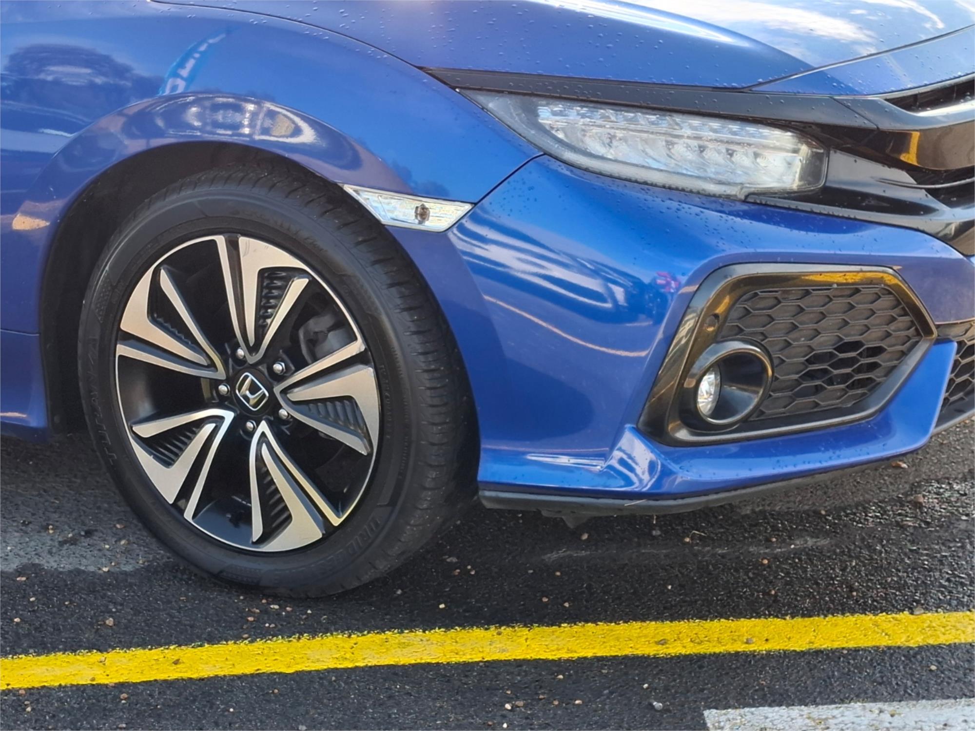2019 HONDA CIVIC MY18 VTi-LX CONTINUOUS VARIABLE 5D HATCHBACK