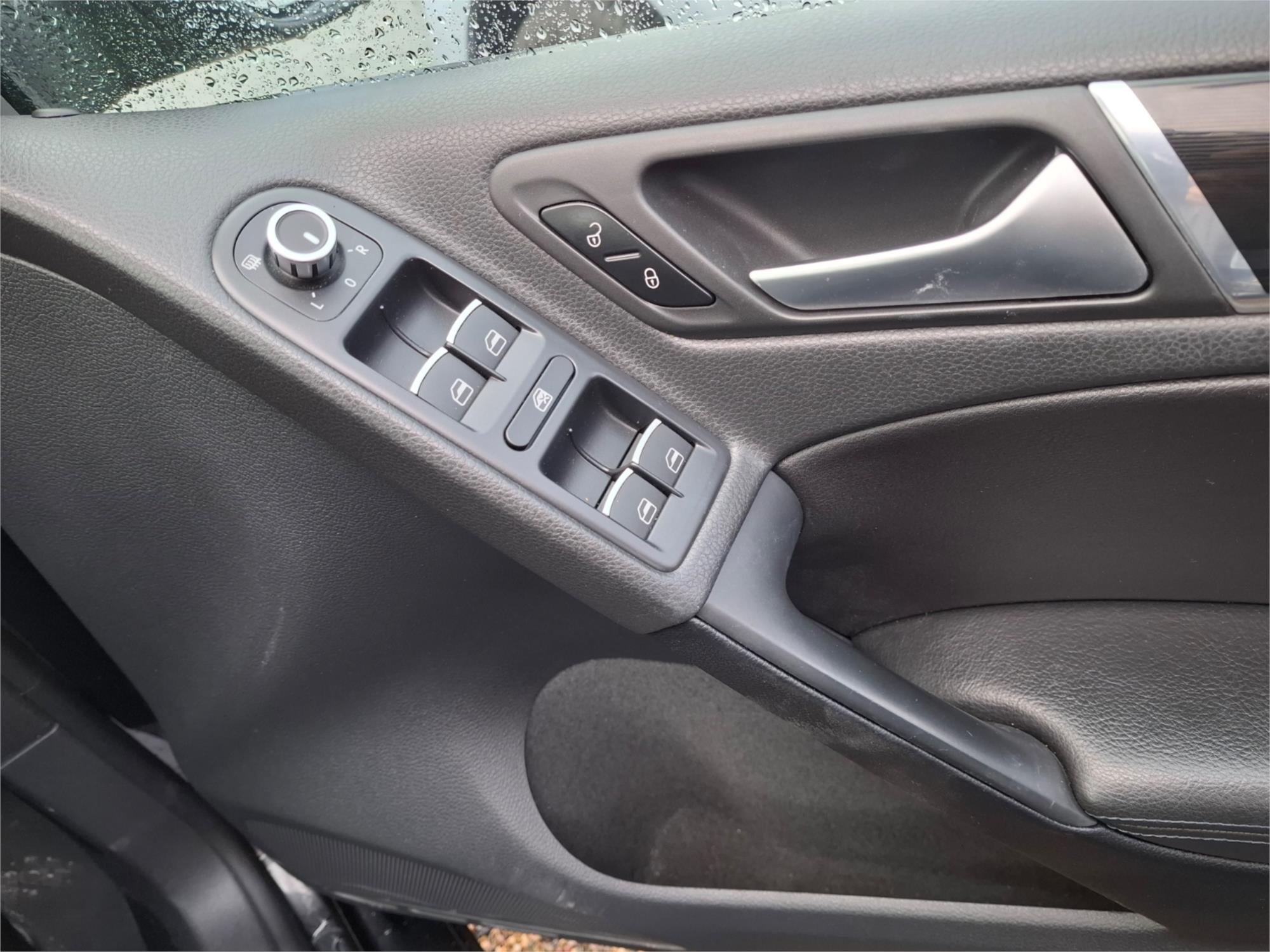 2012 VOLKSWAGEN GOLF 1K MY12 GTI 6 SP AUTO DIRECT SHIFT 5D HATCHBACK