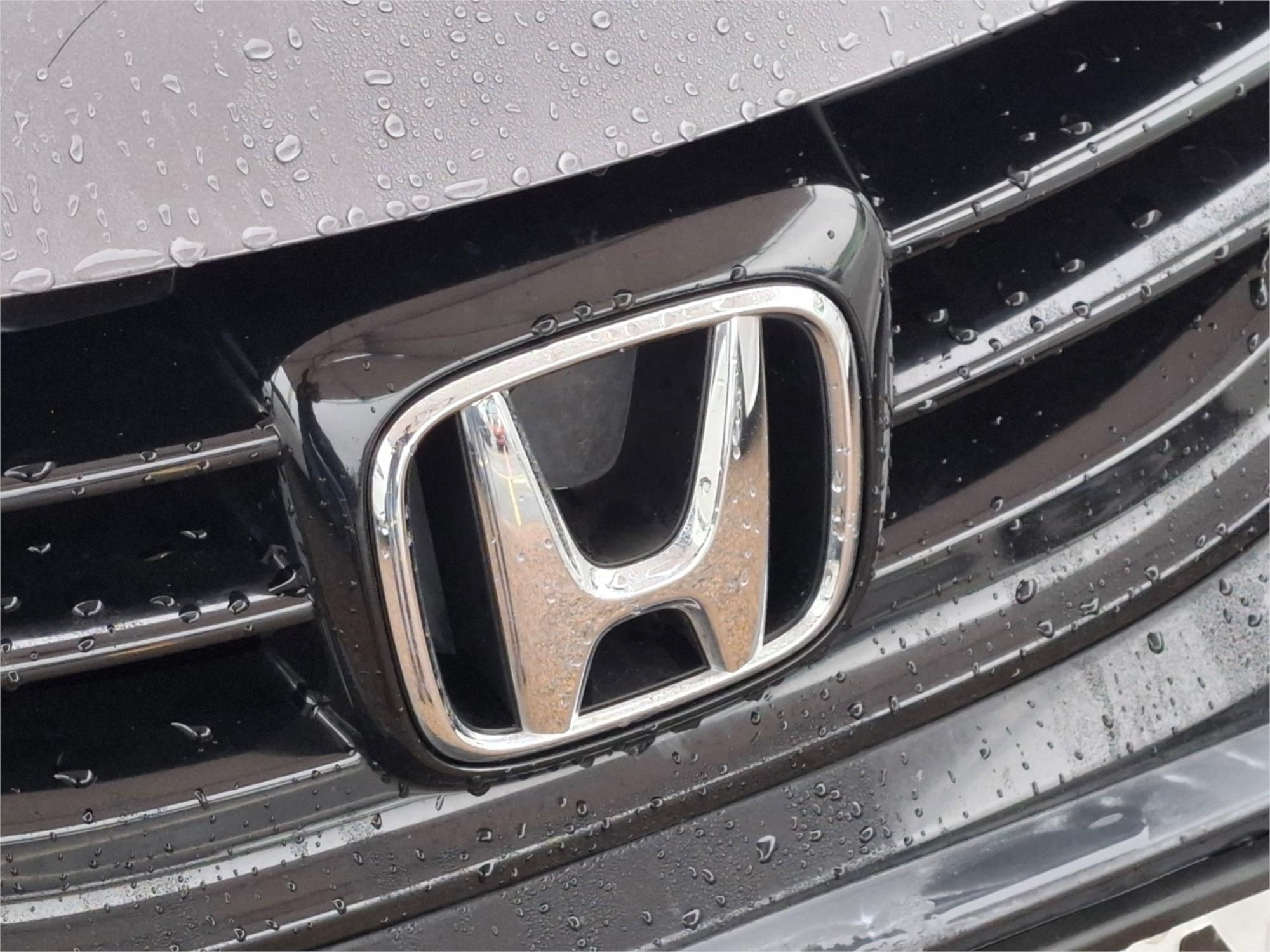2014 HONDA CIVIC FK MY13 VTi-S 5 SP AUTOMATIC 5D HATCHBACK