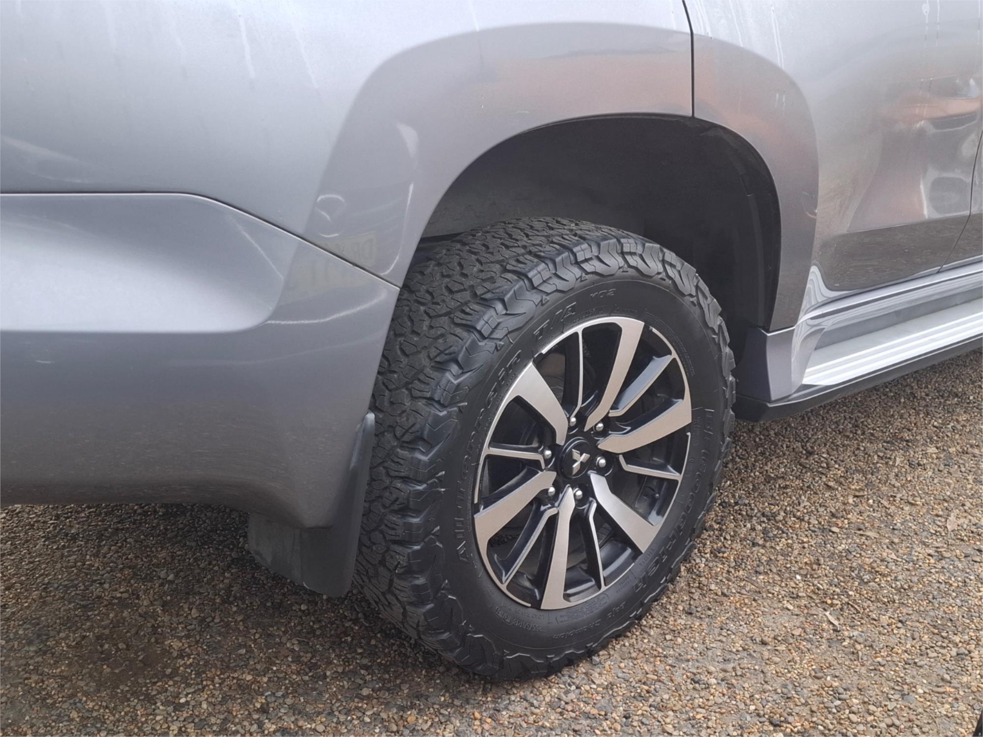 2017 MITSUBISHI PAJERO SPORT MY17 GLS (4x4) 7 SEAT 8 SP AUTOMATIC 4D WAGON
