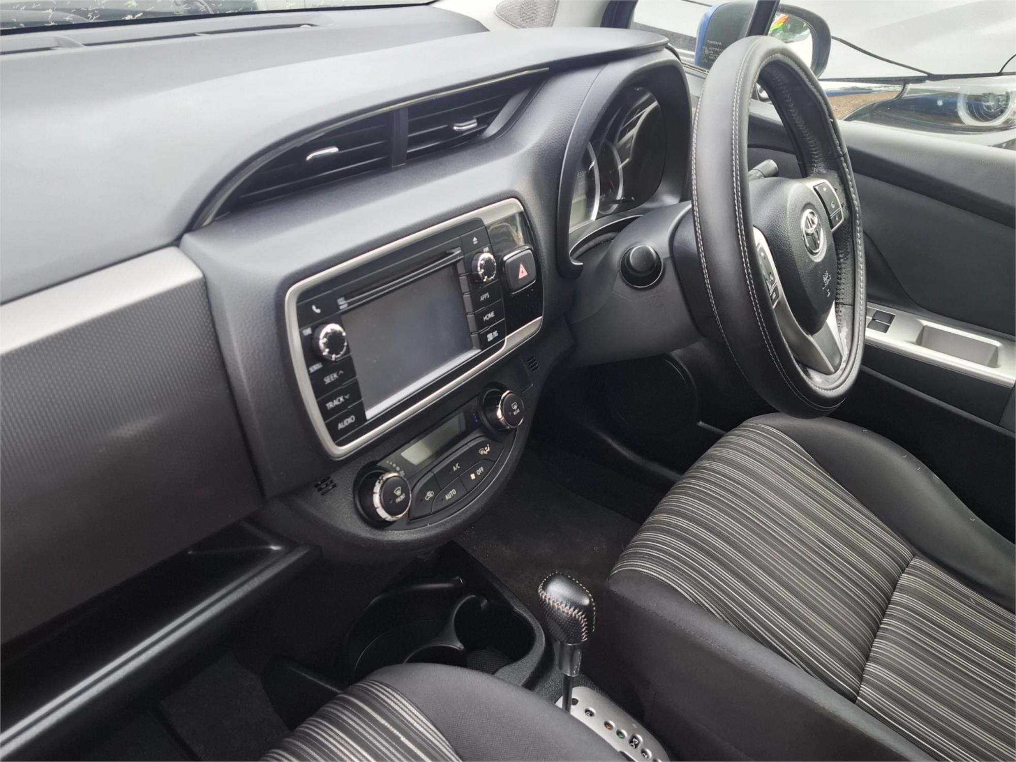 2016 TOYOTA YARIS NCP131R MY15 ZR 4 SP AUTOMATIC 5D HATCHBACK