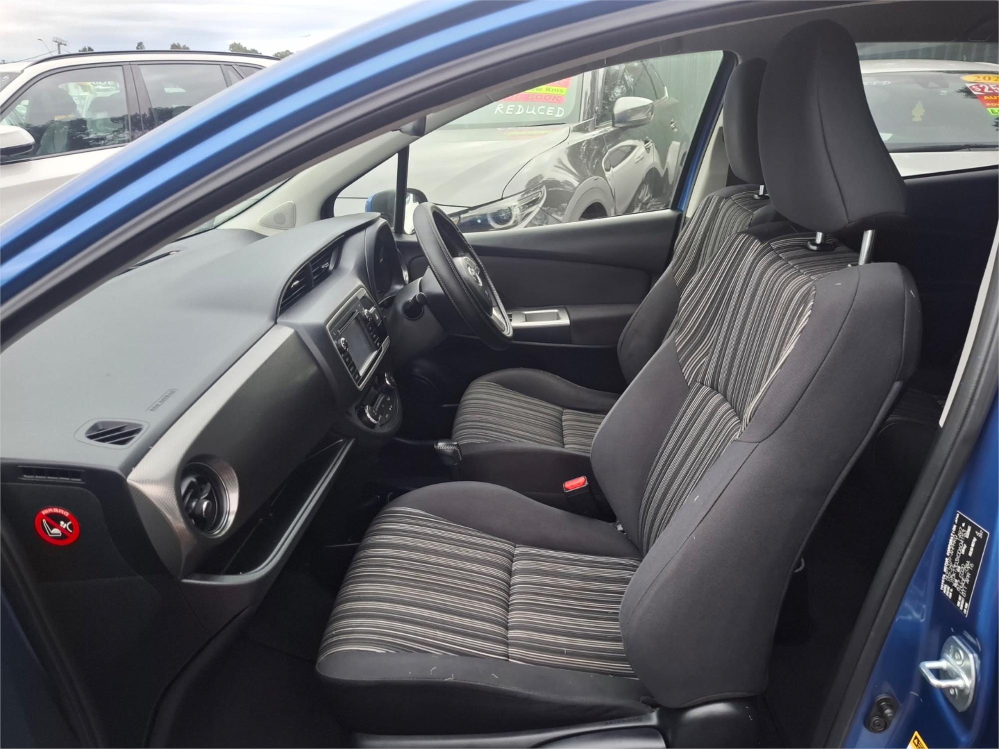 2016 TOYOTA YARIS NCP131R MY15 ZR 4 SP AUTOMATIC 5D HATCHBACK