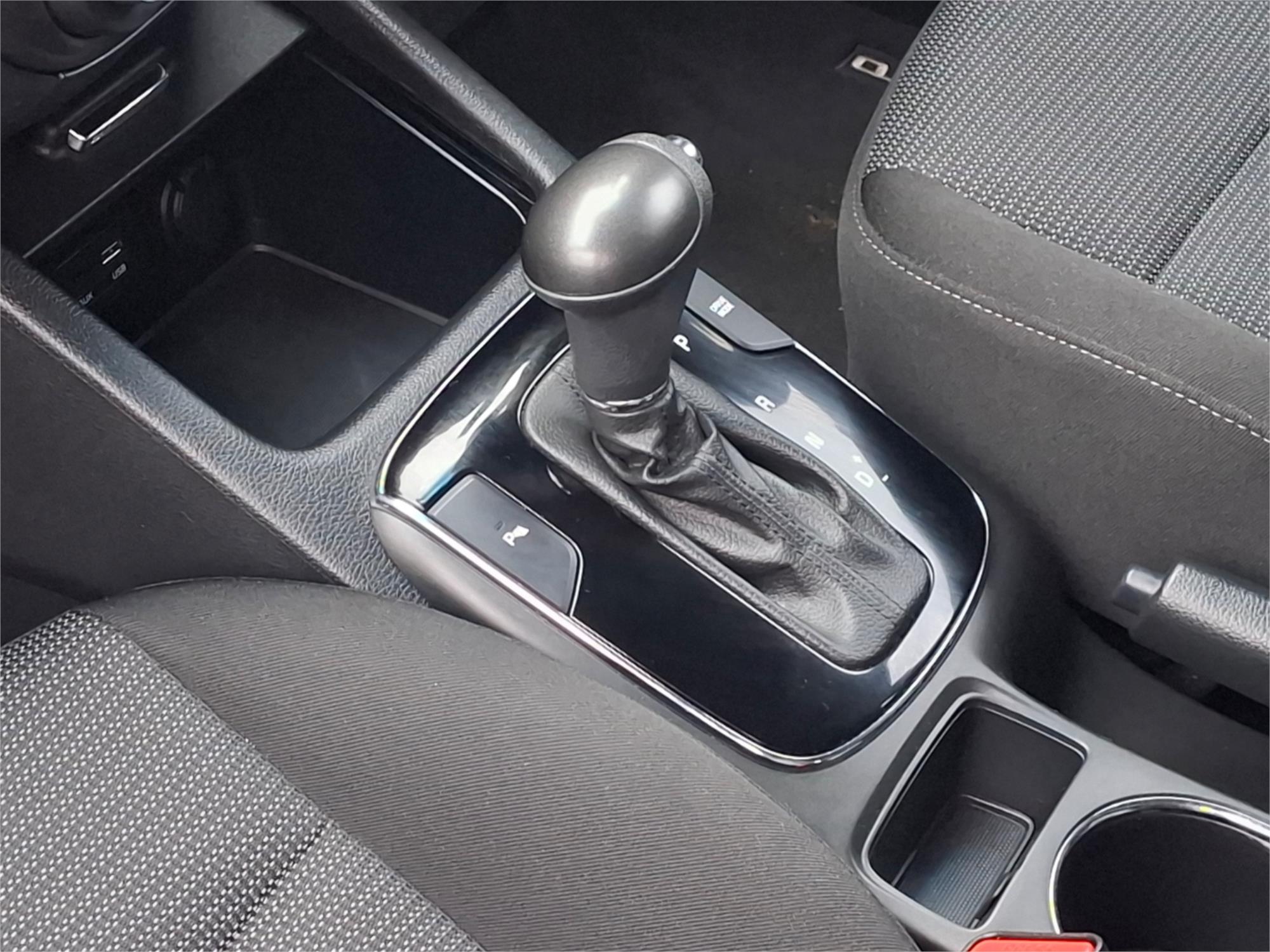 2017 KIA CERATO YD MY17 S 6 SP AUTO SEQ SPORTSHIFT 5D HATCHBACK