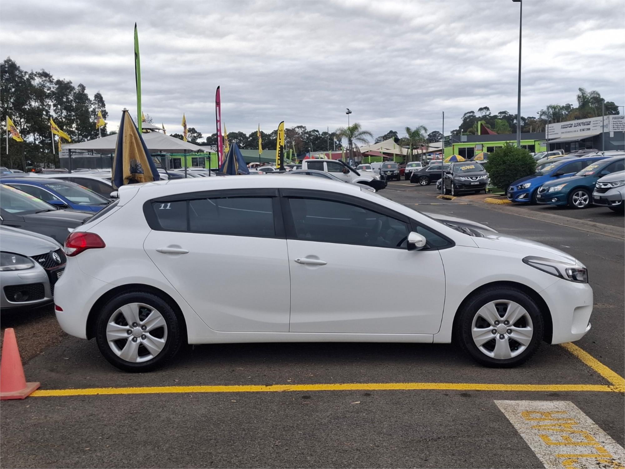 2017 KIA CERATO YD MY17 S 6 SP AUTO SEQ SPORTSHIFT 5D HATCHBACK