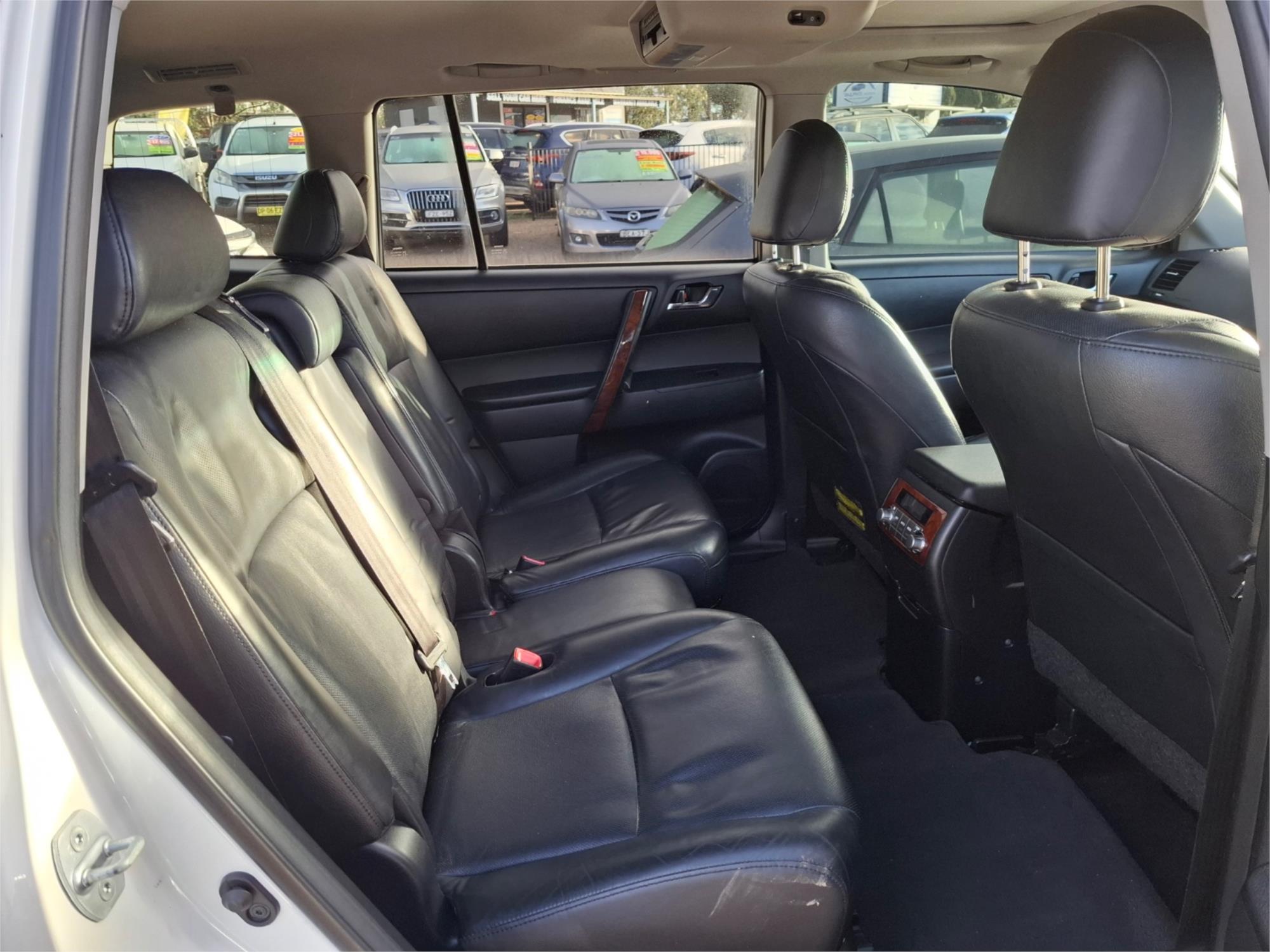 2010 TOYOTA KLUGER GSU45R GRANDE (4x4) 5 SP AUTOMATIC 4D WAGON