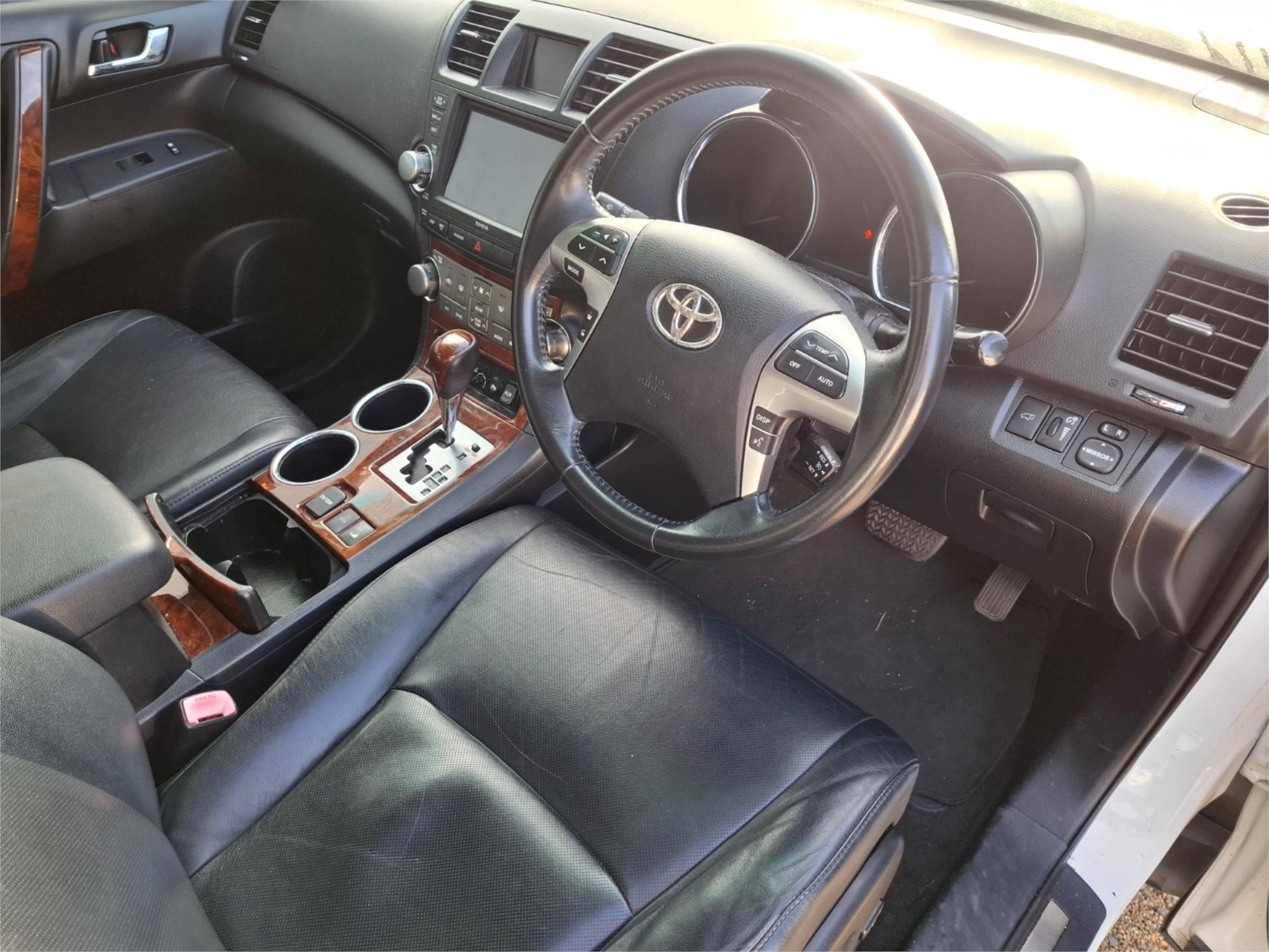 2010 TOYOTA KLUGER GSU45R GRANDE (4x4) 5 SP AUTOMATIC 4D WAGON