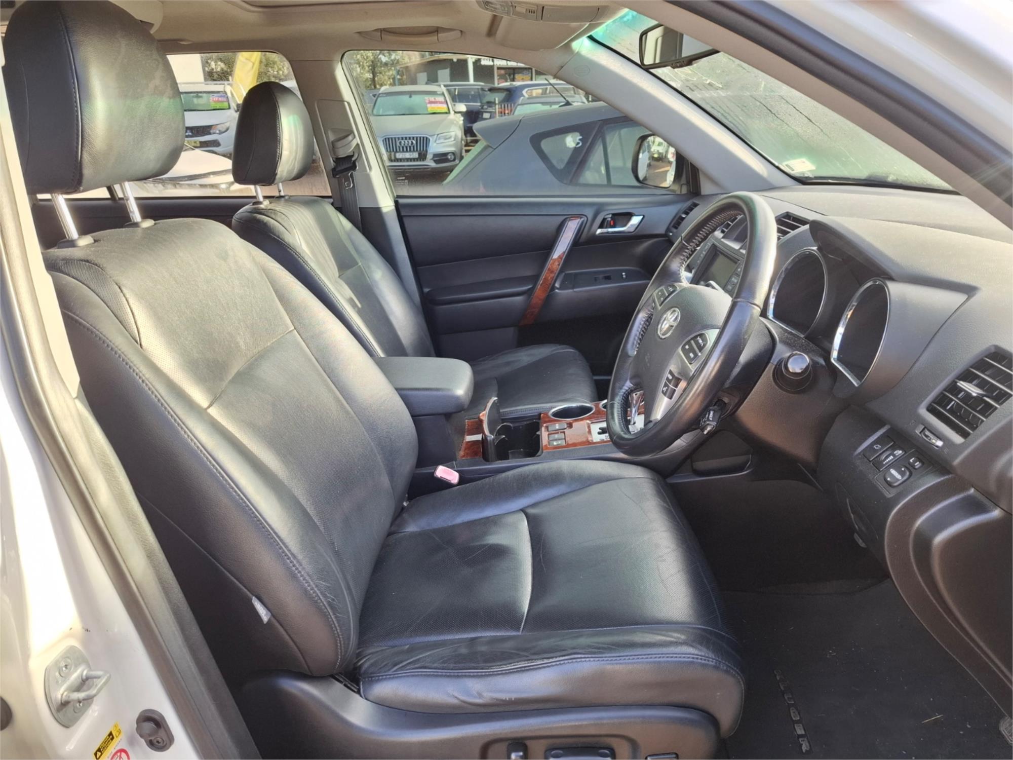 2010 TOYOTA KLUGER GSU45R GRANDE (4x4) 5 SP AUTOMATIC 4D WAGON