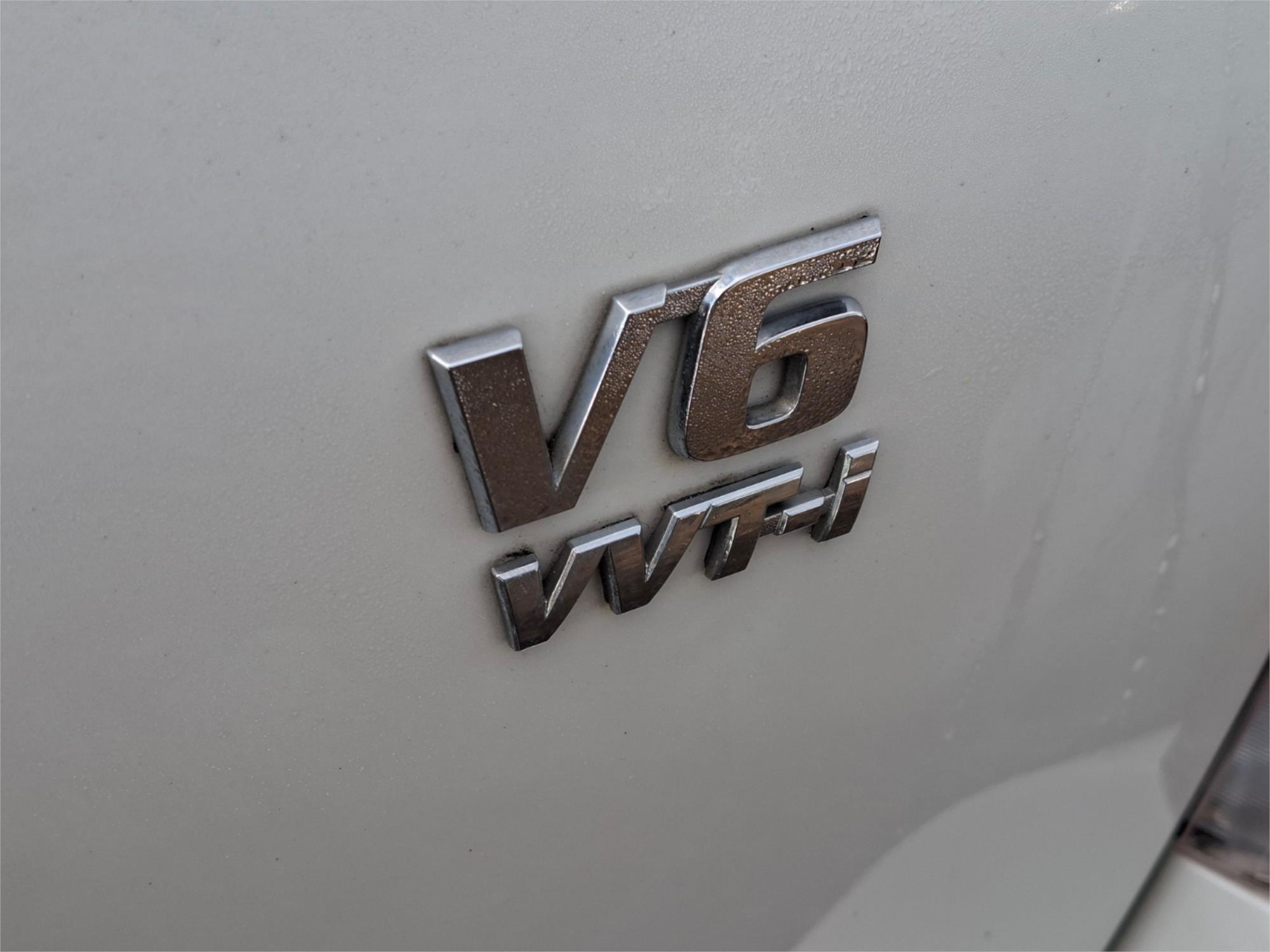 2011 TOYOTA KLUGER GSU40R MY11 UPGRADE KX-R (FWD) 5 SEAT 5 SP AUTOMATIC 4D WAGON