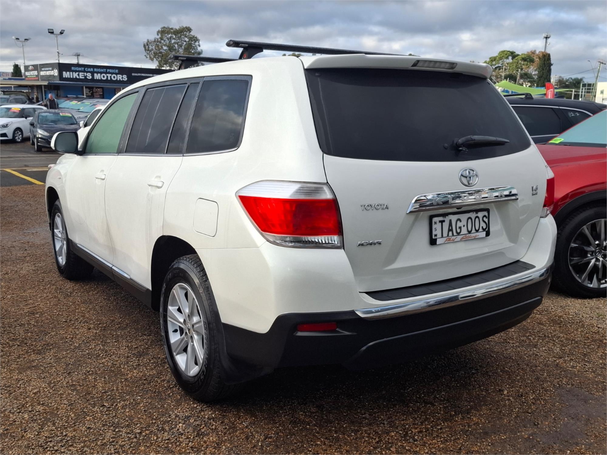 2011 TOYOTA KLUGER GSU40R MY11 UPGRADE KX-R (FWD) 5 SEAT 5 SP AUTOMATIC 4D WAGON