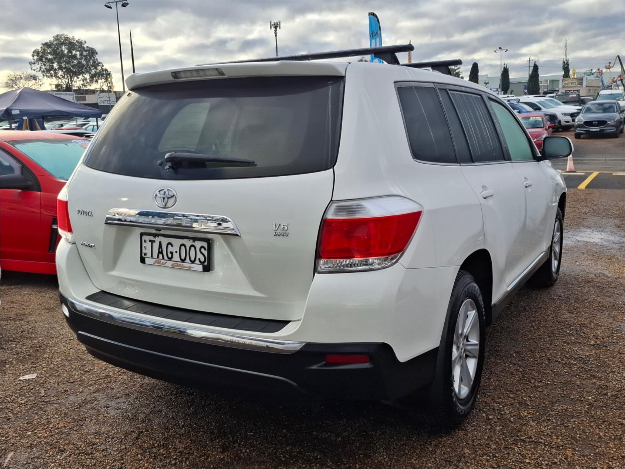 2011 TOYOTA KLUGER GSU40R MY11 UPGRADE KX-R (FWD) 5 SEAT 5 SP AUTOMATIC 4D WAGON