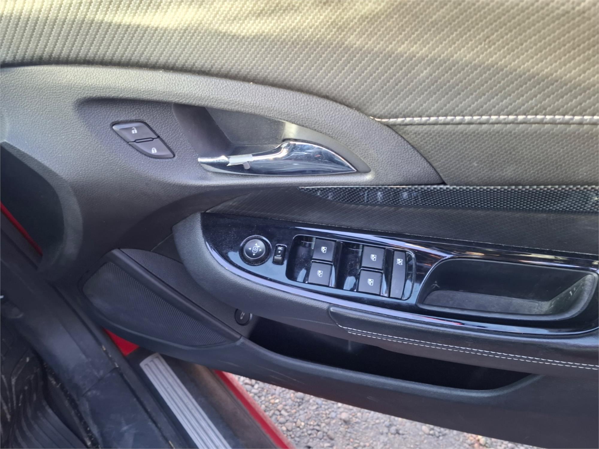 2017 HOLDEN COMMODORE VF II MY17 SV6 6 SP AUTOMATIC 4D SEDAN