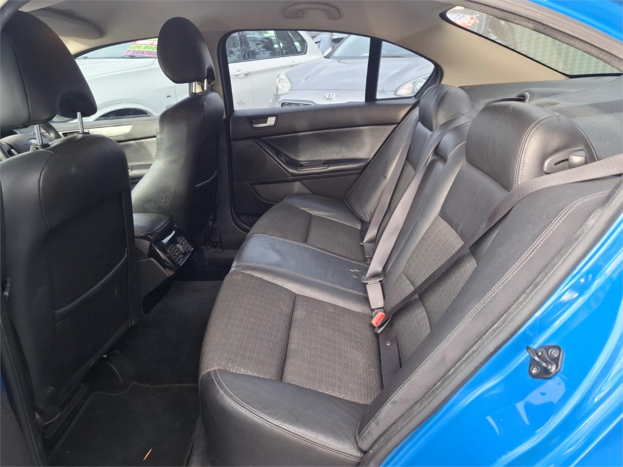 2010 FORD FALCON FG UPGRADE XR6 6 SP AUTO SEQ SPORTSHIFT 4D SEDAN