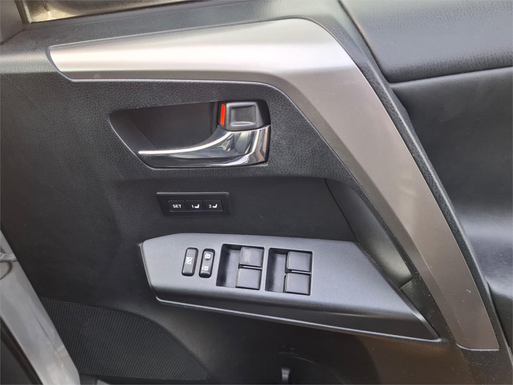 2017 TOYOTA RAV4 ASA44R MY18 CRUISER (4x4) 6 SP AUTOMATIC 4D WAGON