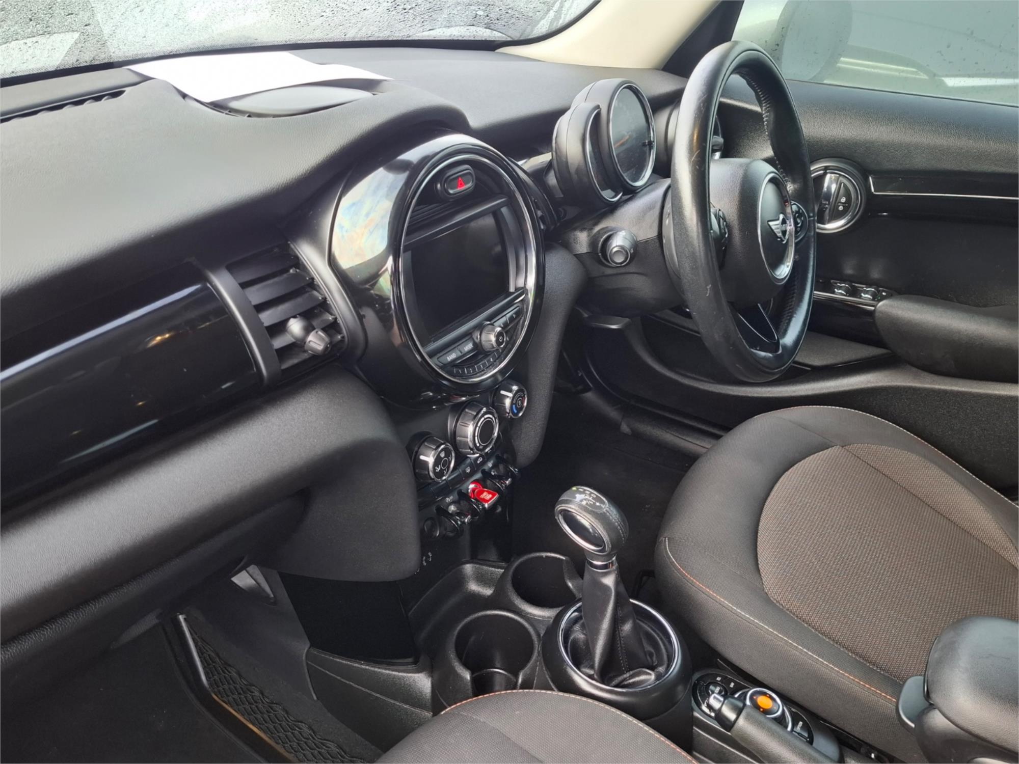 2017 MINI 5D HATCH F55 COOPER 6 SP AUTOMATIC 5D HATCHBACK