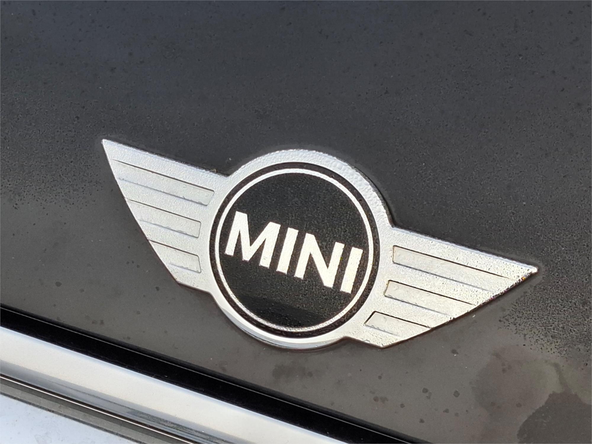 2017 MINI 5D HATCH F55 COOPER 6 SP AUTOMATIC 5D HATCHBACK