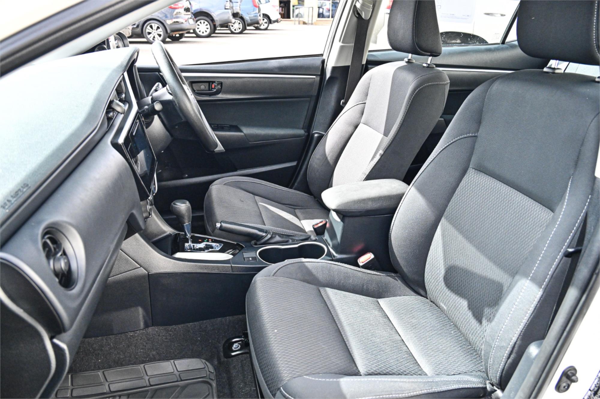 2018 TOYOTA COROLLA ZRE172R MY17 ASCENT CVT AUTO 7 SP SEQUENTIAL 4D SEDAN