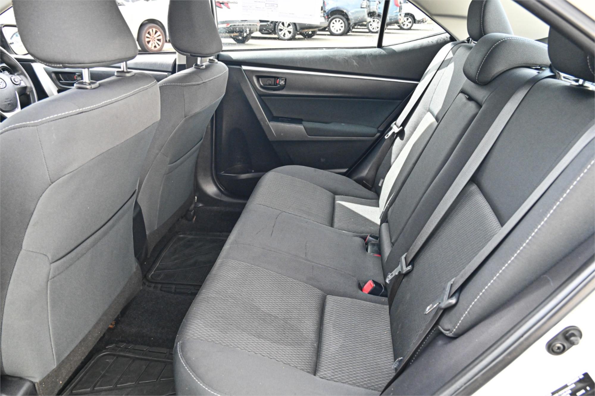 2018 TOYOTA COROLLA ZRE172R MY17 ASCENT CVT AUTO 7 SP SEQUENTIAL 4D SEDAN