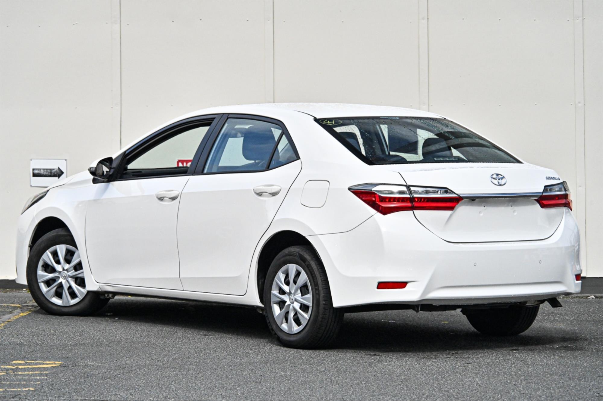 2018 TOYOTA COROLLA ZRE172R MY17 ASCENT CVT AUTO 7 SP SEQUENTIAL 4D SEDAN