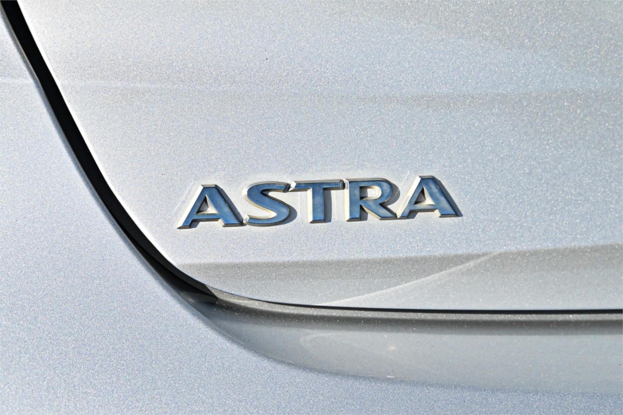 2017 HOLDEN ASTRA BK MY17 RS-V 6 SP AUTOMATIC 5D HATCHBACK