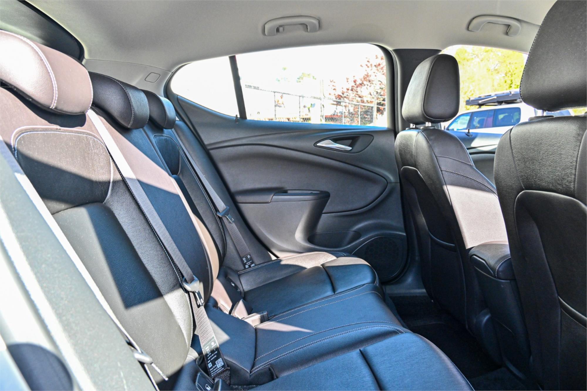 2017 HOLDEN ASTRA BK MY17 RS-V 6 SP AUTOMATIC 5D HATCHBACK