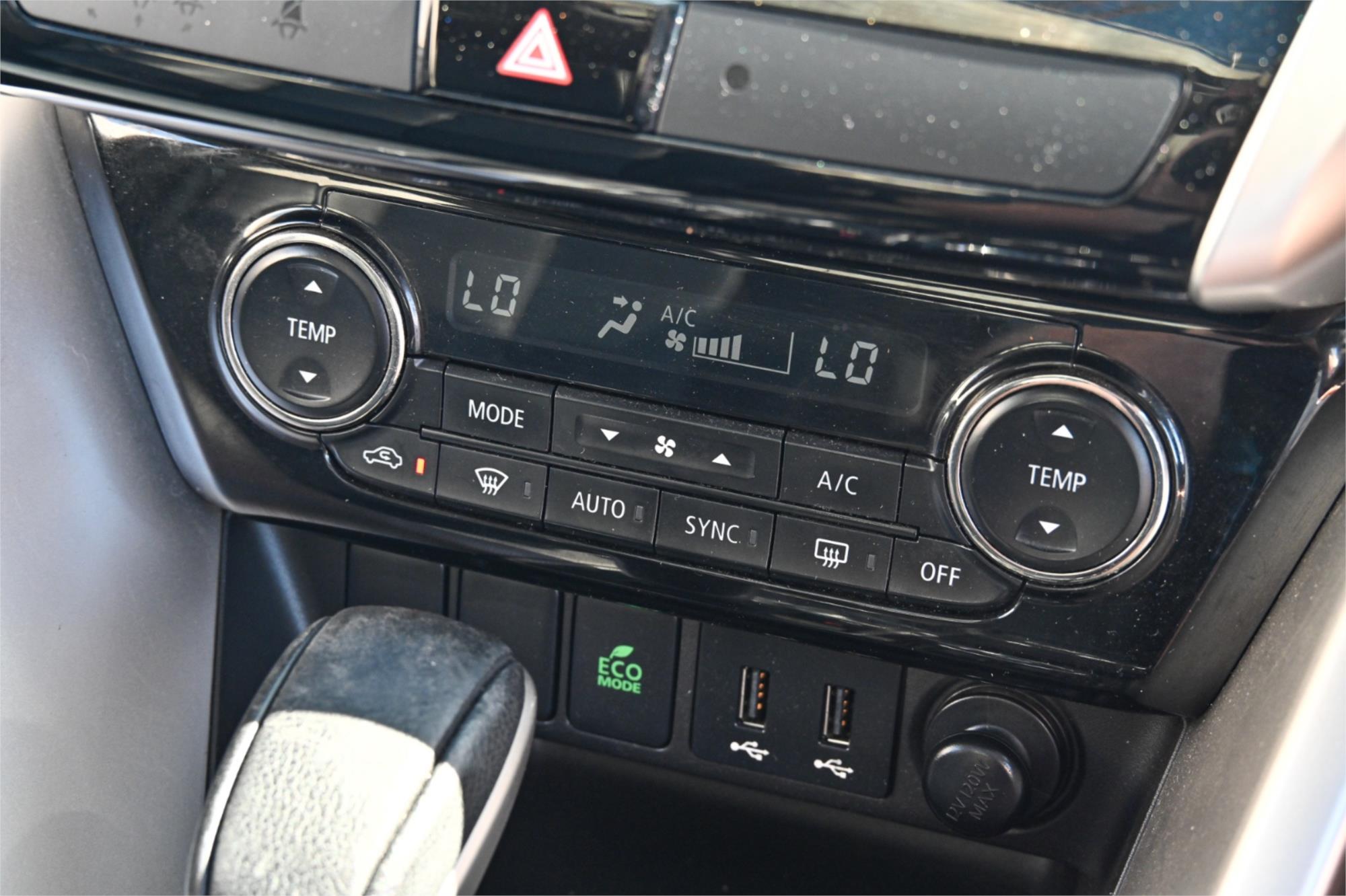 2017 MITSUBISHI ECLIPSE CROSS YA EXCEED (2WD) CONTINUOUS VARIABLE 4D WAGON