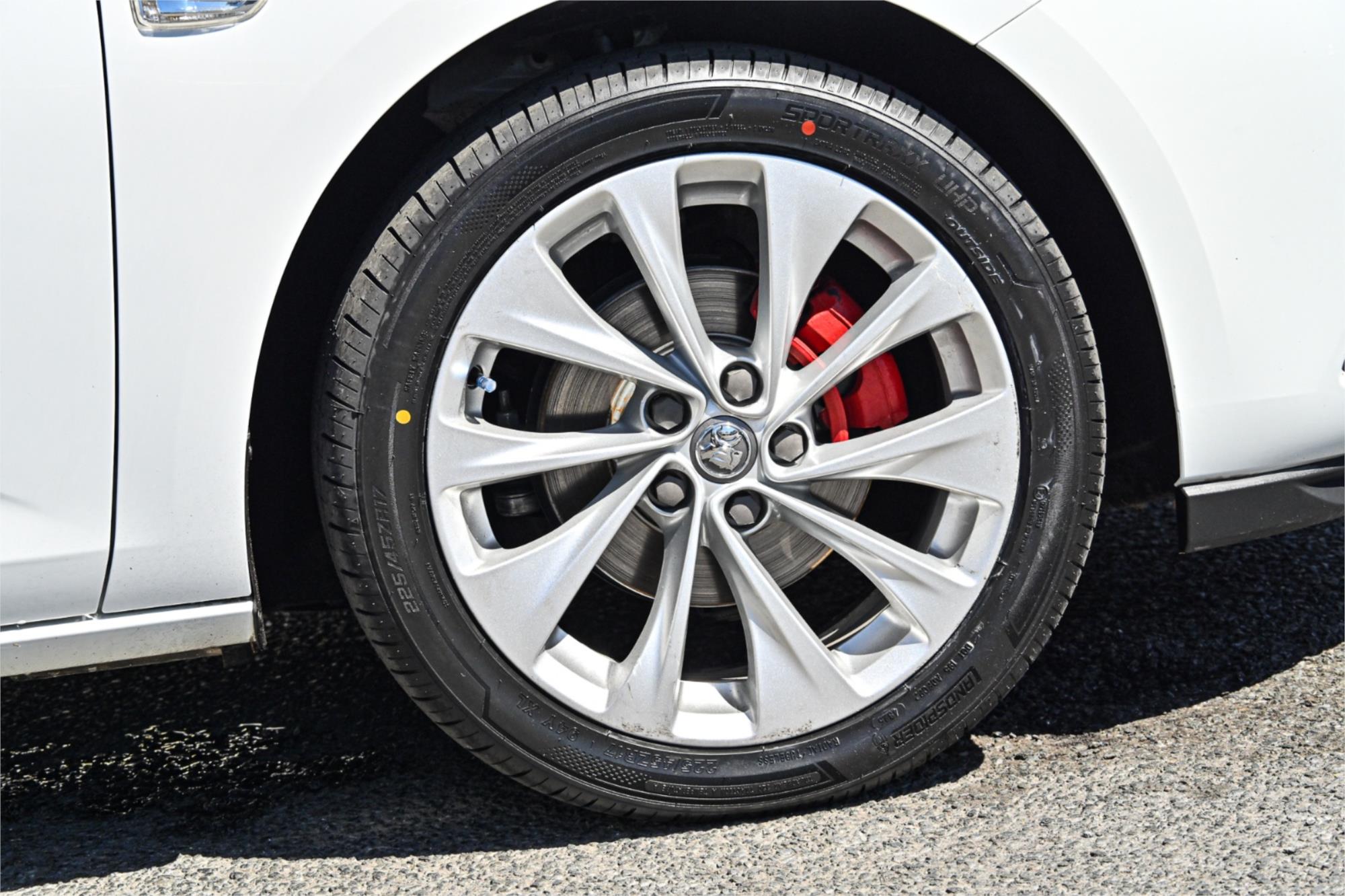2018 HOLDEN ASTRA BK MY17.5 R 6 SP AUTOMATIC 5D HATCHBACK