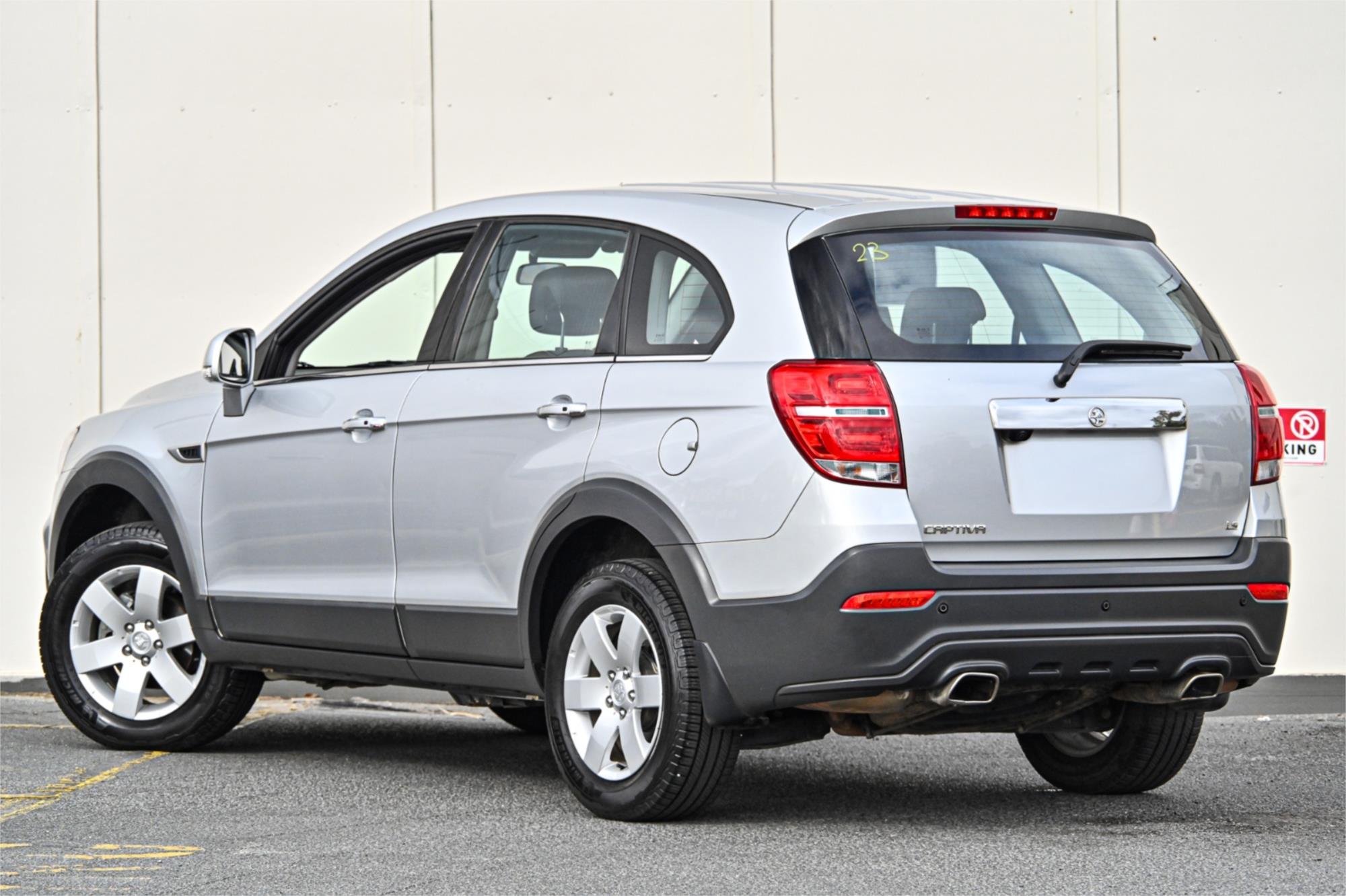 2016 HOLDEN CAPTIVA CG MY16 5 LS (FWD) 6 SP AUTOMATIC 4D WAGON