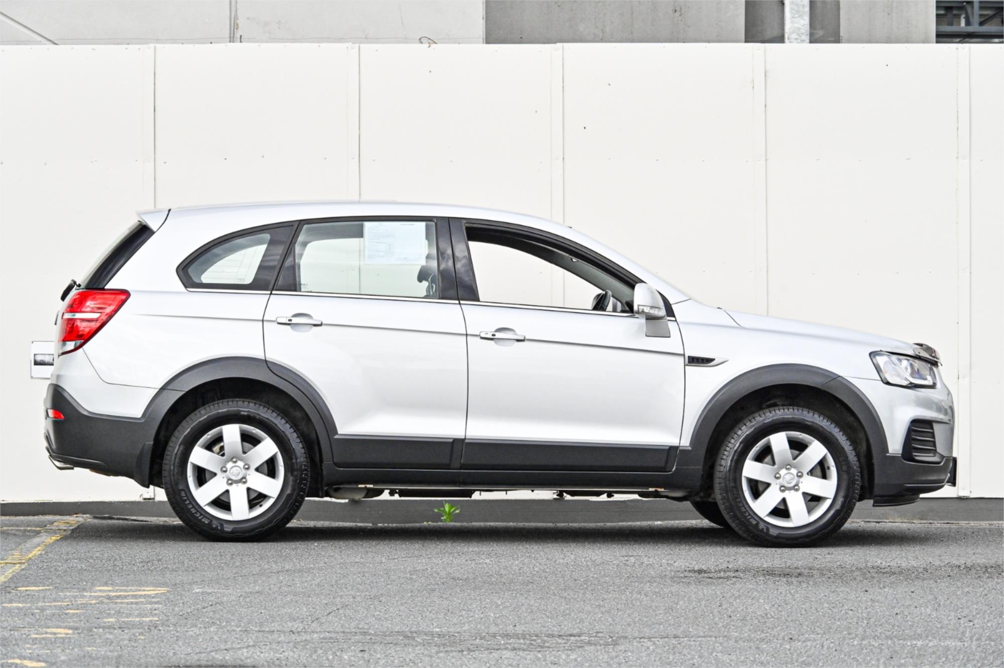2016 HOLDEN CAPTIVA CG MY16 5 LS (FWD) 6 SP AUTOMATIC 4D WAGON