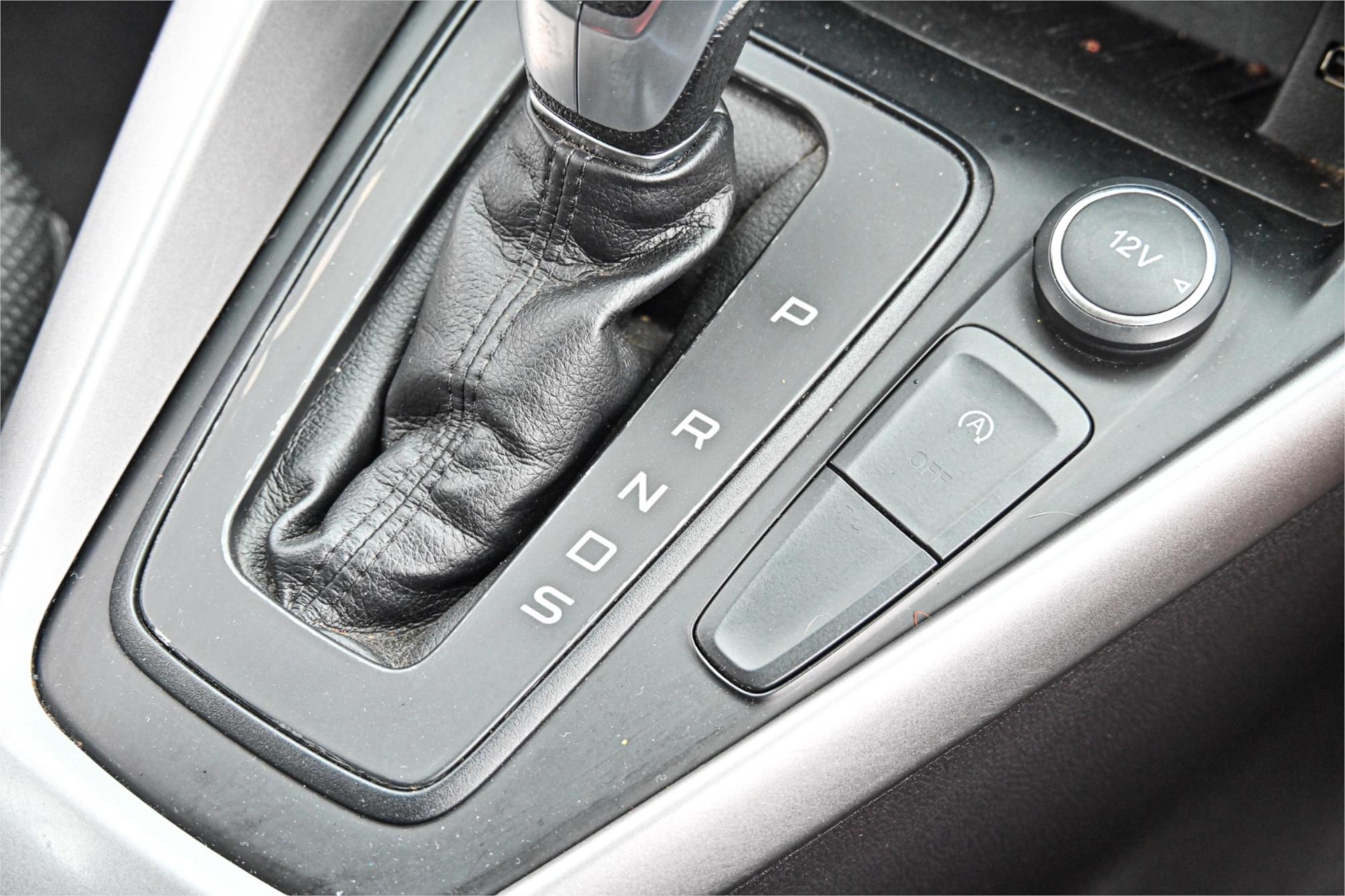 2016 FORD FOCUS LZ TREND 6 SP AUTOMATIC 4D SEDAN