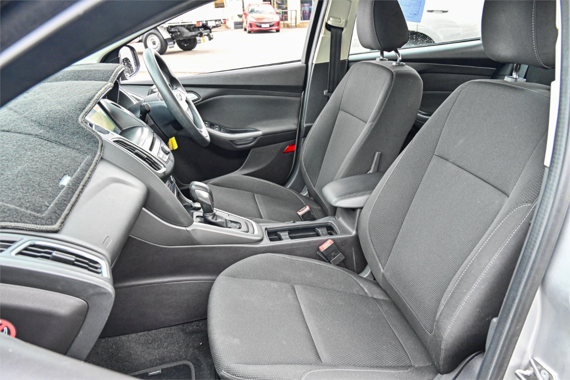 2016 FORD FOCUS LZ TREND 6 SP AUTOMATIC 4D SEDAN