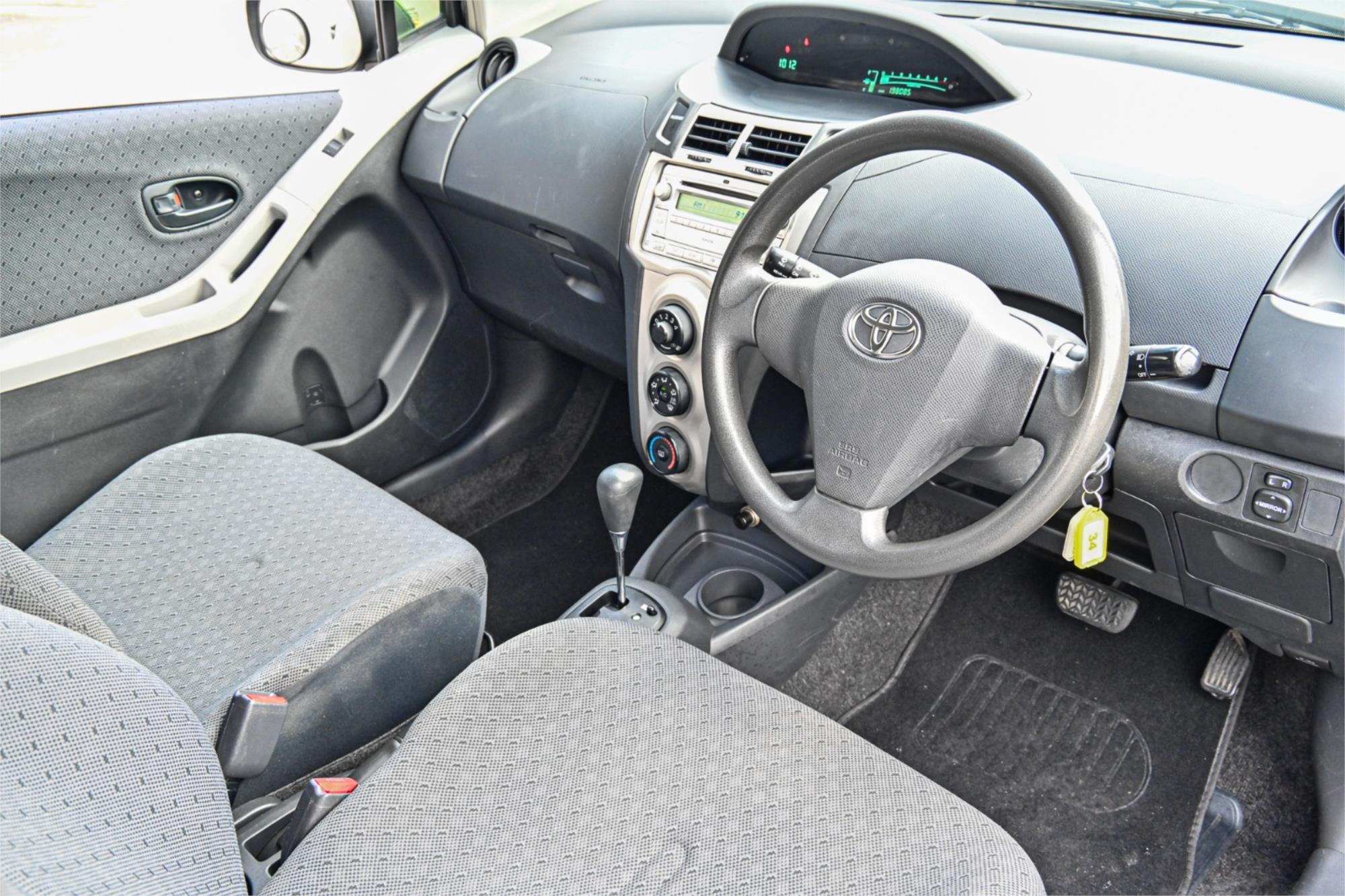 2008 TOYOTA YARIS NCP90R YR 4 SP AUTOMATIC 3D HATCHBACK