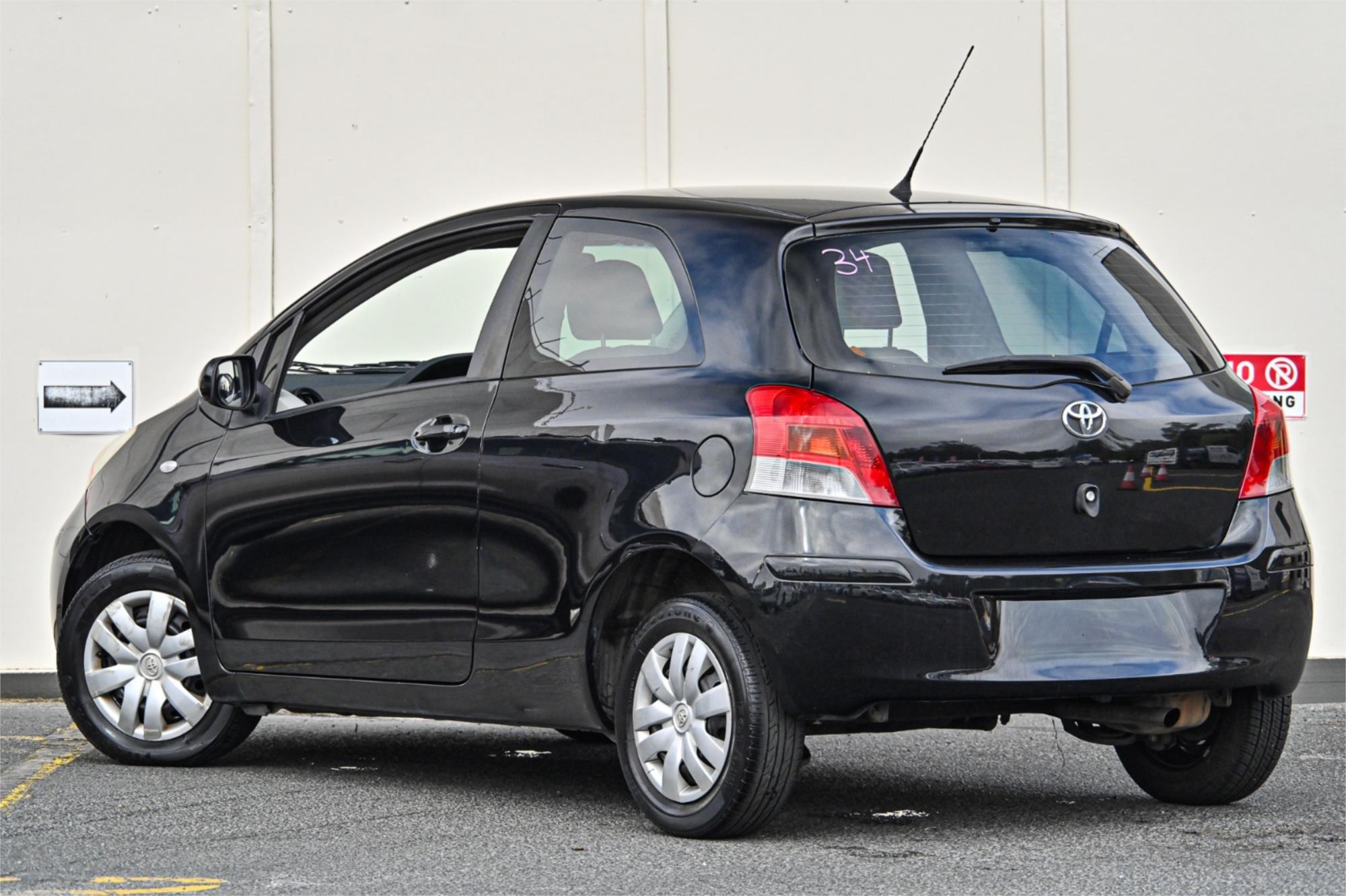 2008 TOYOTA YARIS NCP90R YR 4 SP AUTOMATIC 3D HATCHBACK