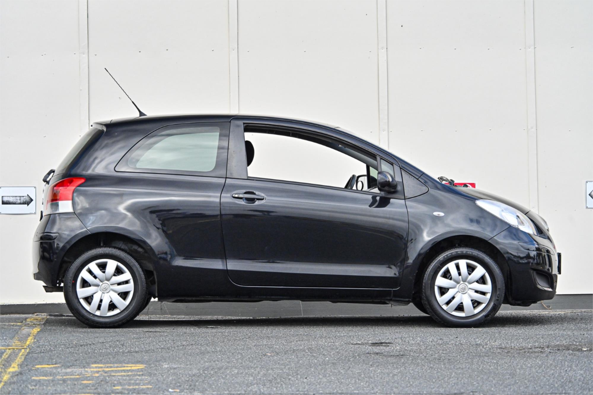 2008 TOYOTA YARIS NCP90R YR 4 SP AUTOMATIC 3D HATCHBACK