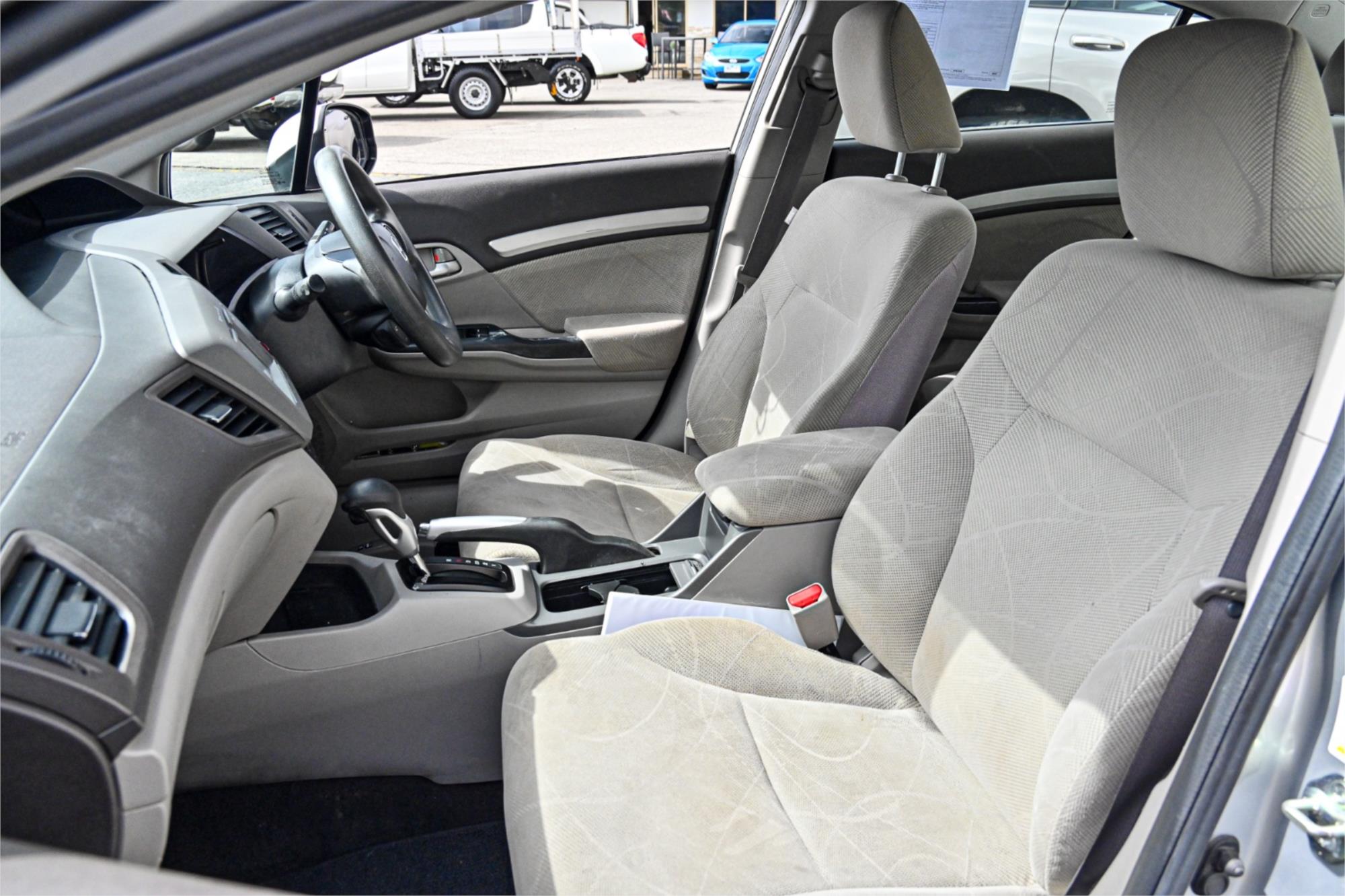 2012 HONDA CIVIC SERIES 2 VTi-LN 5 SP AUTOMATIC 4D SEDAN