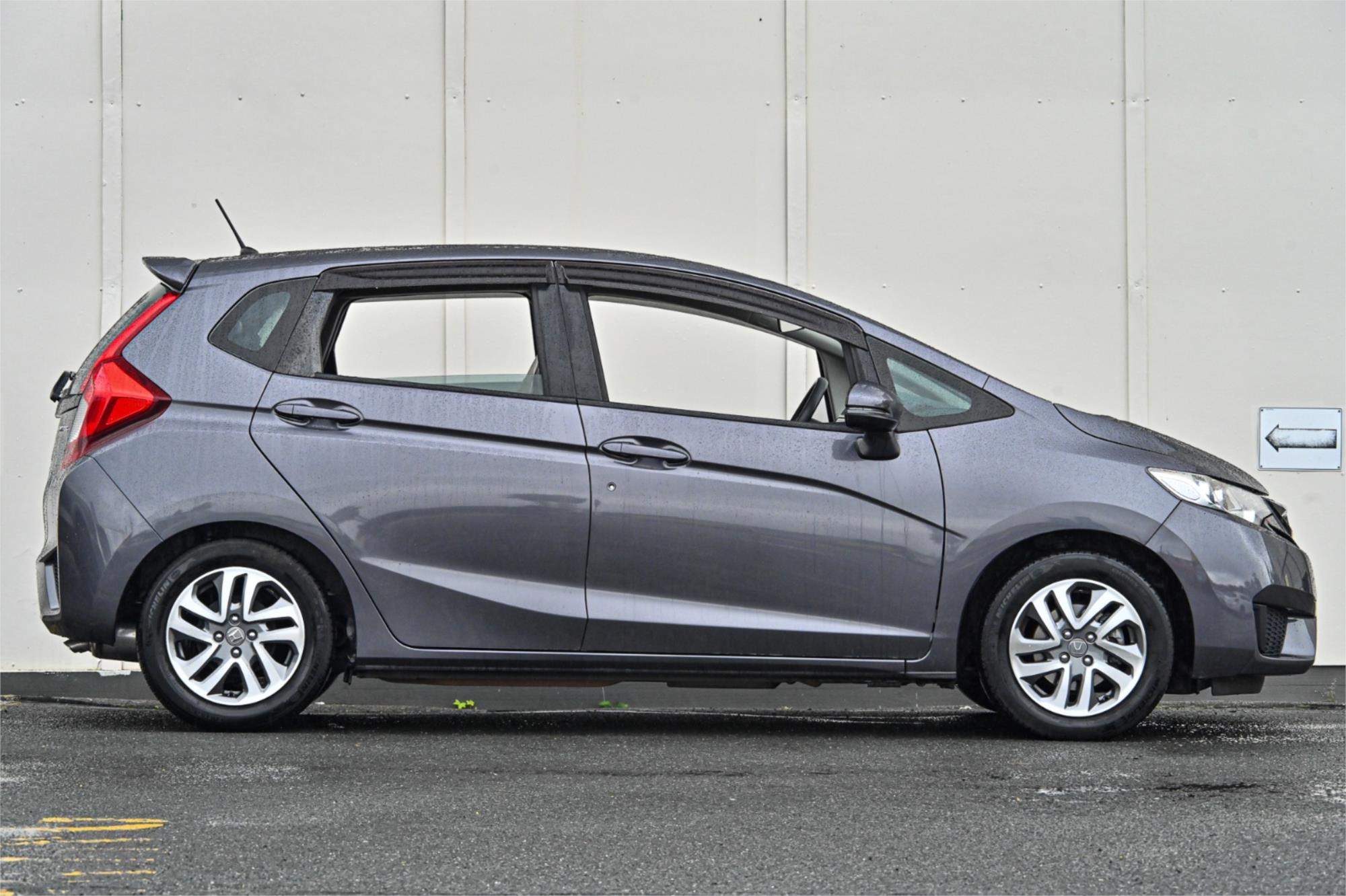 2016 HONDA JAZZ GK MY16 VTi 5 SP MANUAL 5D HATCHBACK