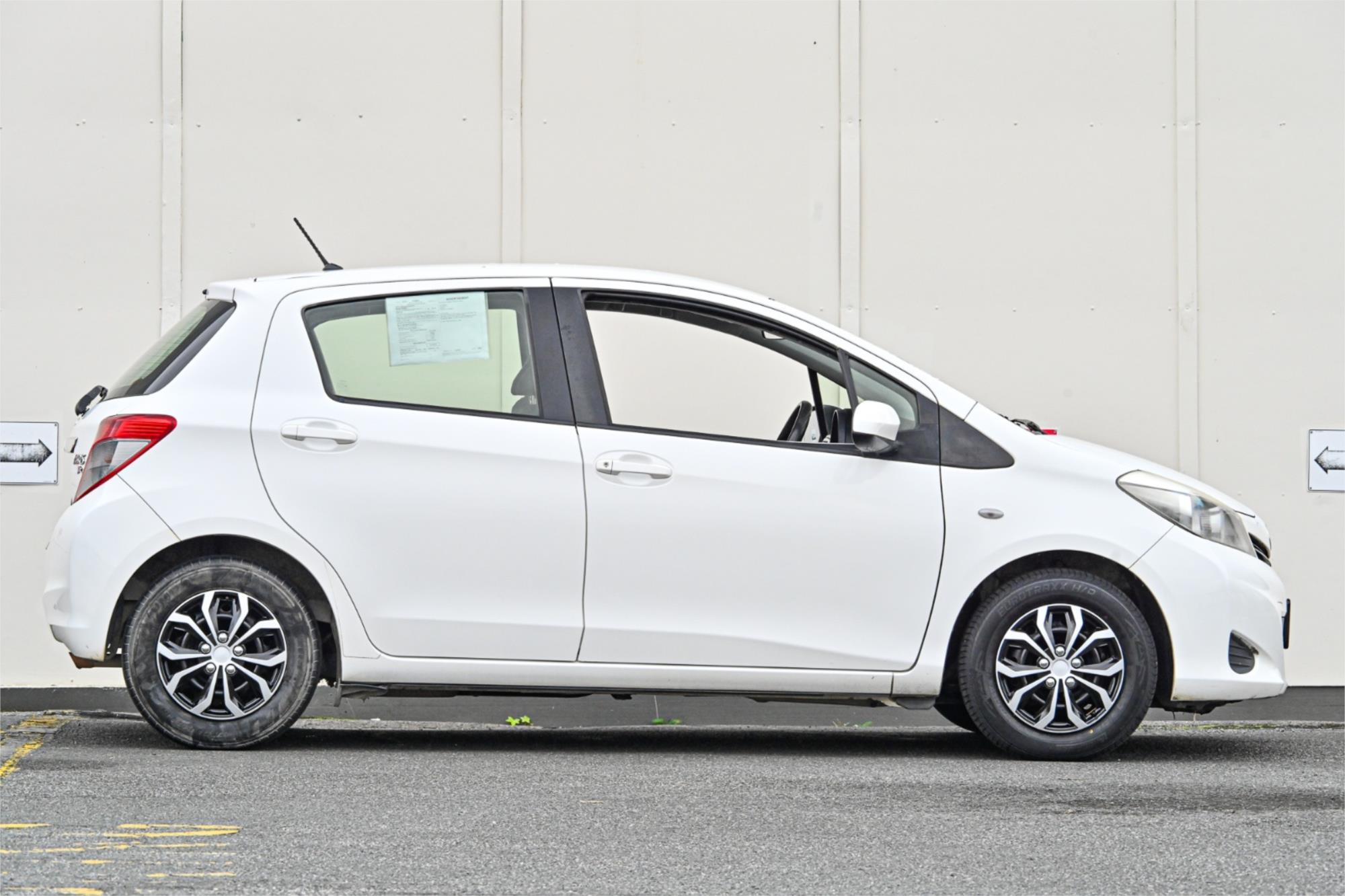 2012 TOYOTA YARIS NCP130R YR 4 SP AUTOMATIC 5D HATCHBACK