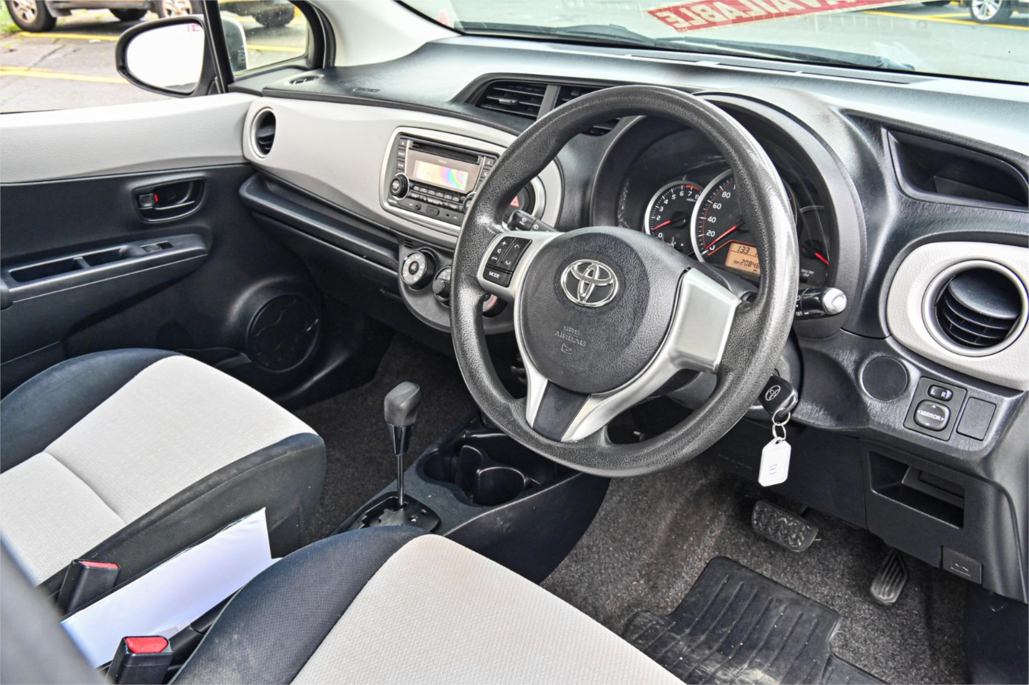 2012 TOYOTA YARIS NCP130R YR 4 SP AUTOMATIC 5D HATCHBACK