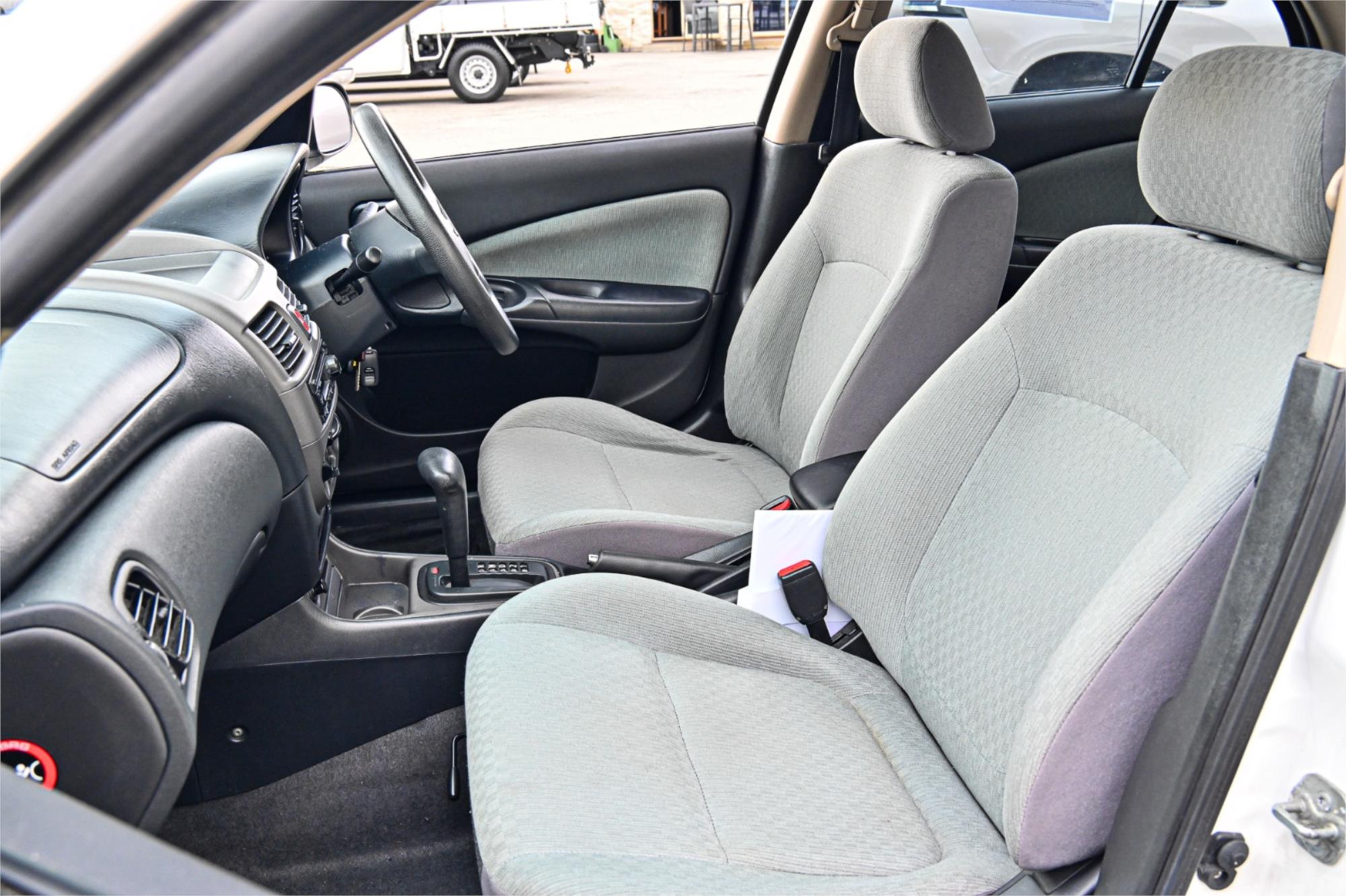 2004 NISSAN PULSAR N16 MY04 ST-L 4 SP AUTOMATIC 4D SEDAN