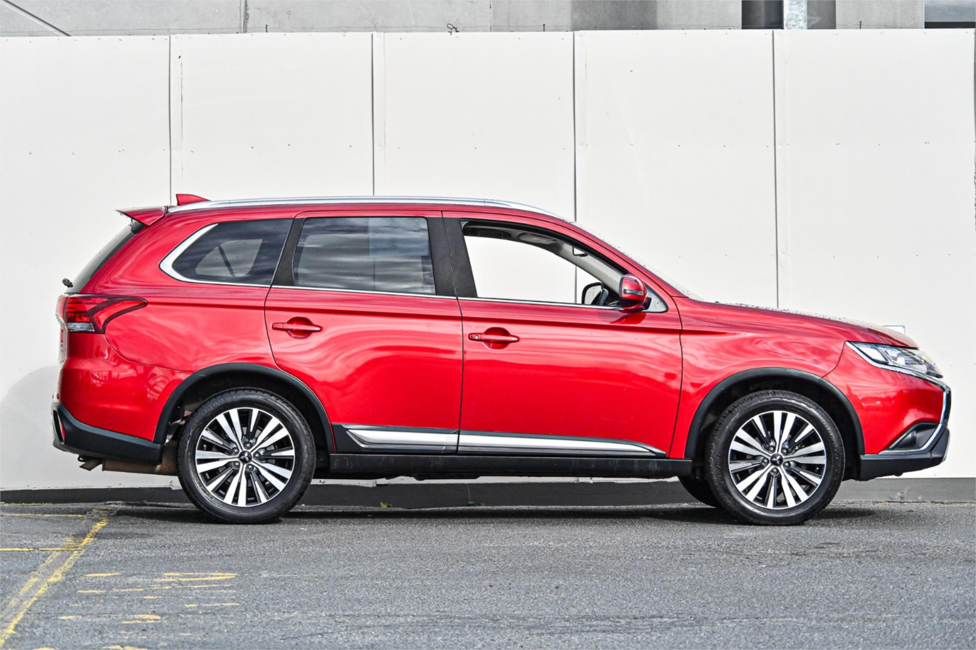 2019 MITSUBISHI OUTLANDER ZL MY19 LS 7 SEAT (2WD) CONTINUOUS VARIABLE 4D WAGON